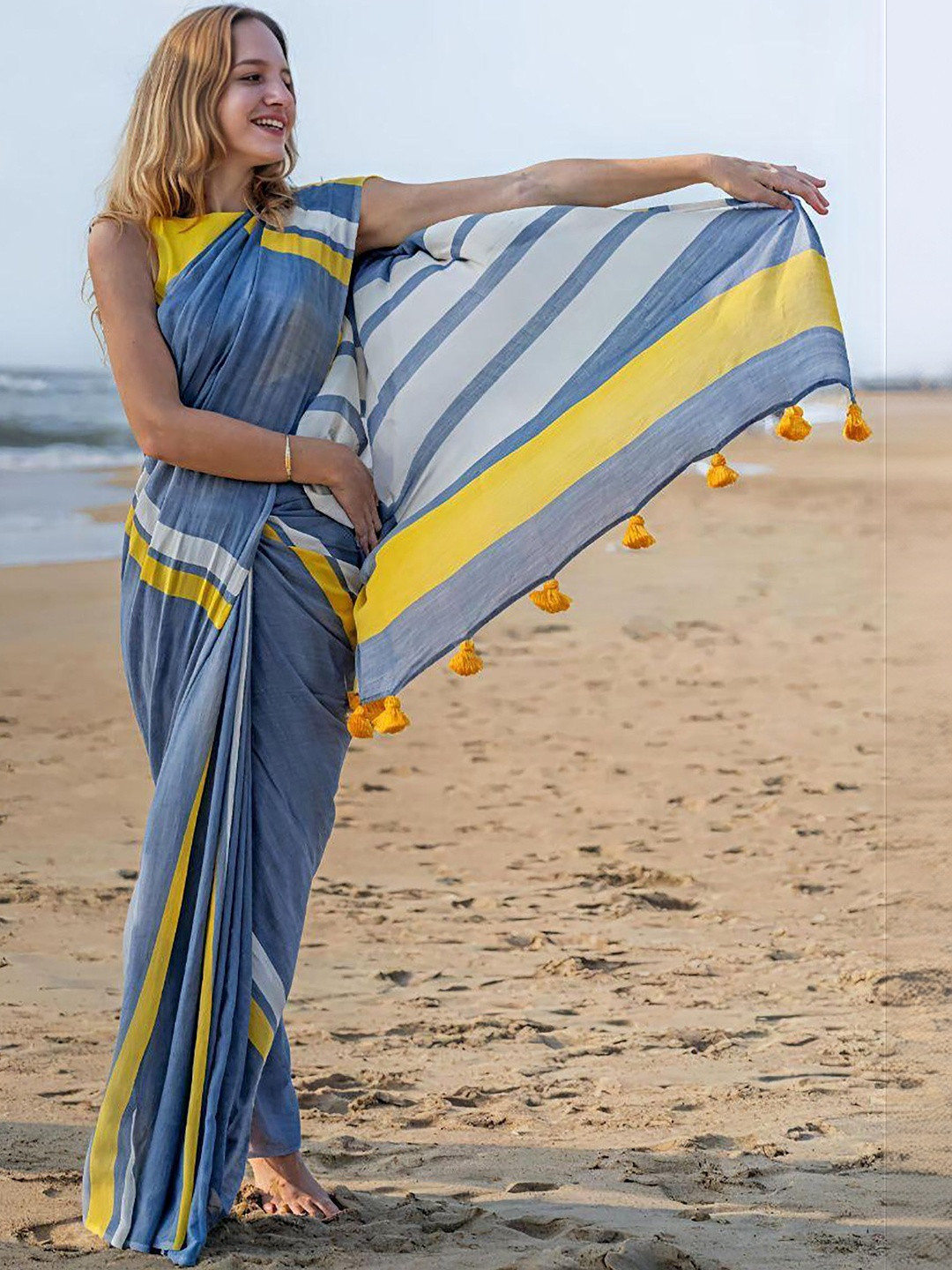 Moda Rapido Striped Block Print Saree with Blouse Piece