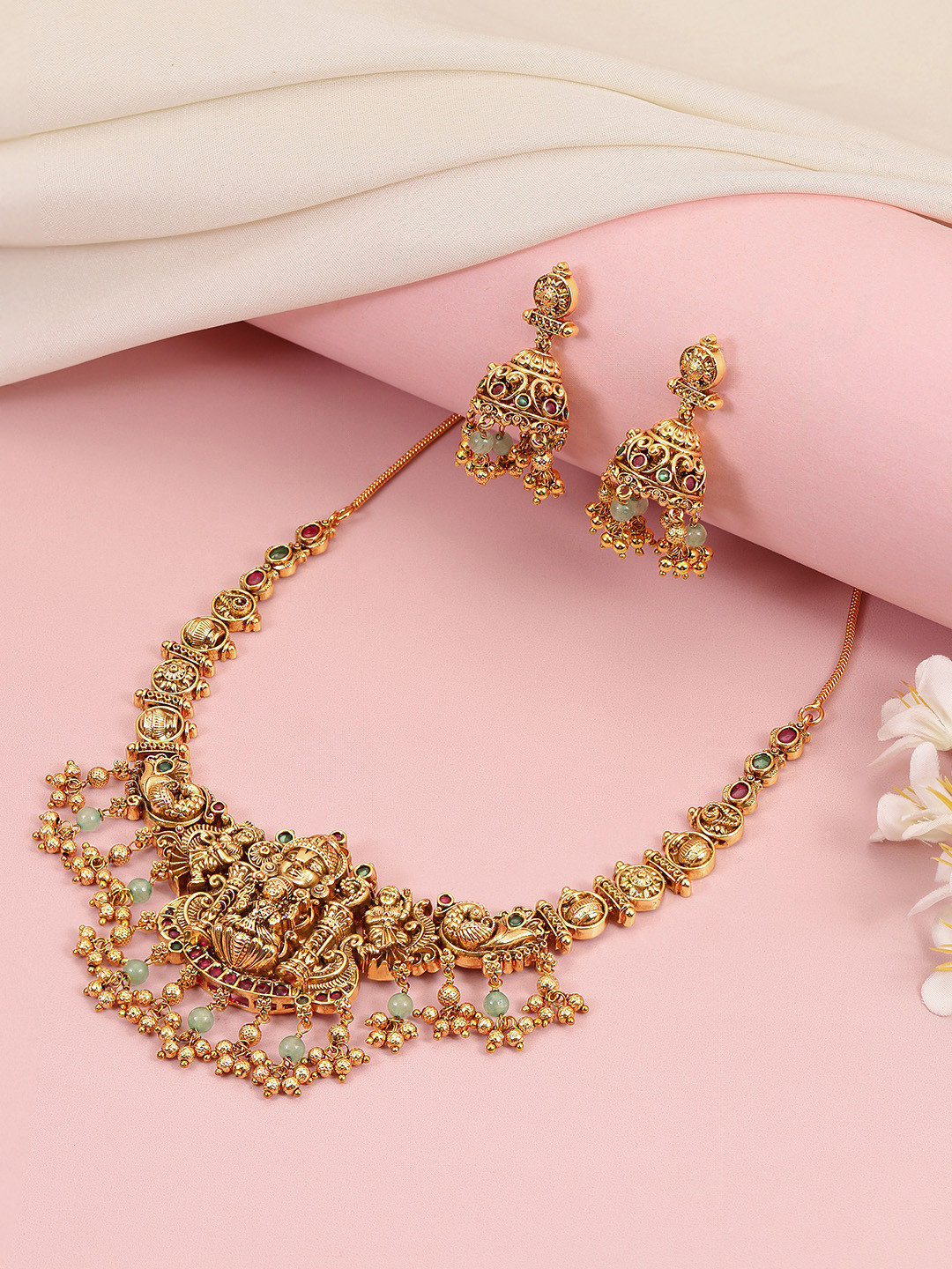 Peora Gold-Plated Stone-Studded Jewellery Se