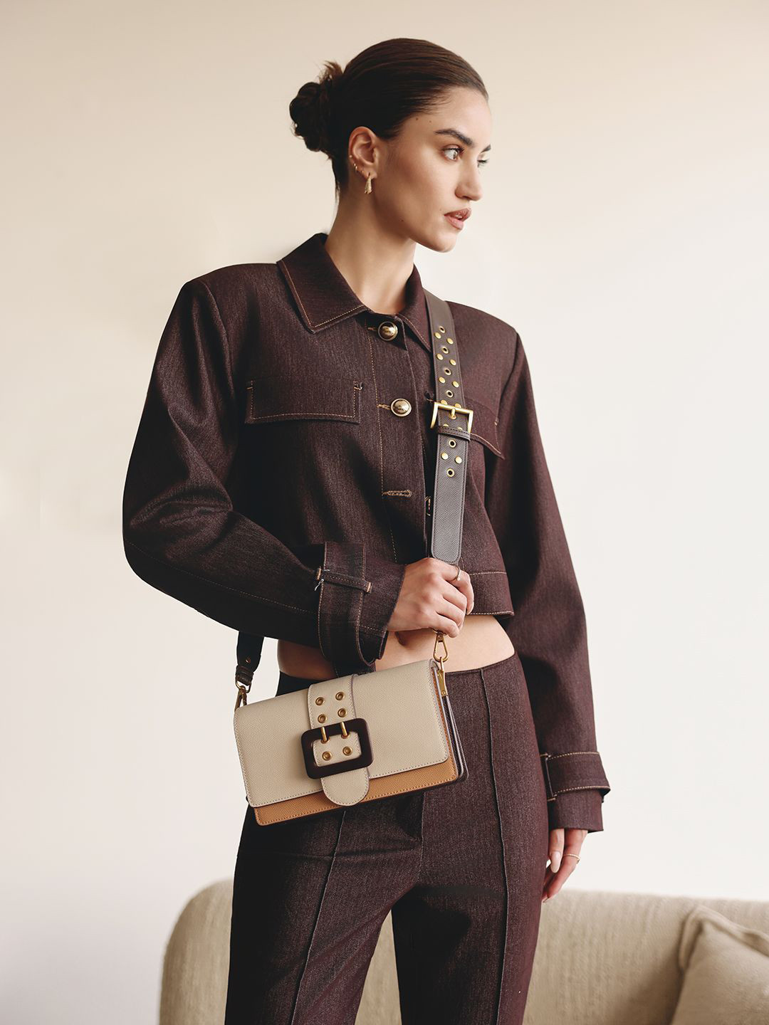 MIRAGGIO Colourblocked Structured Sling Bag