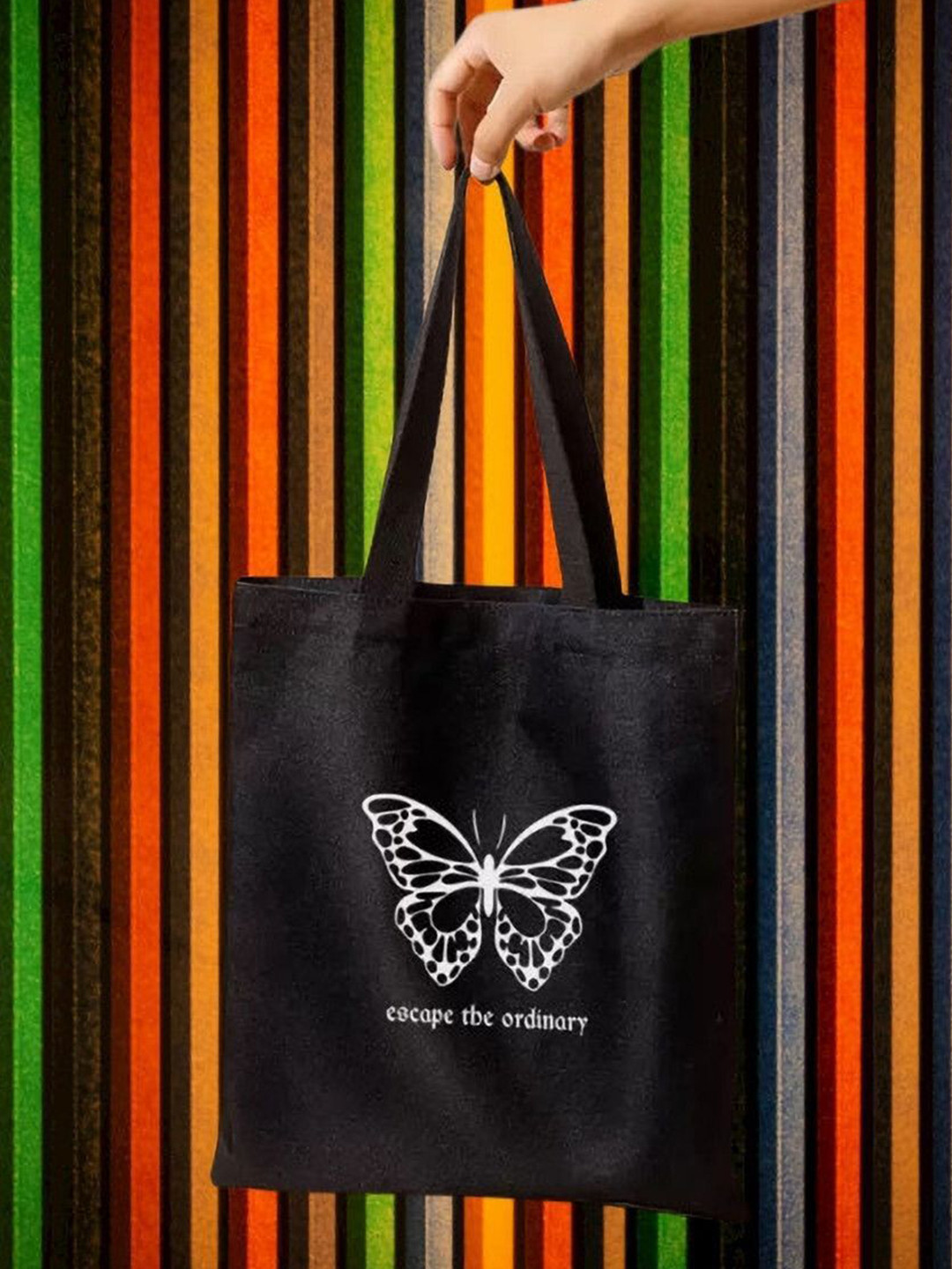 the sack co Women Printed Structured Non-Detachable Sling Strap Tote Handbags