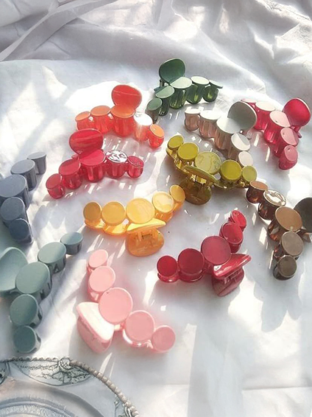 Axpro Women Set of 6 matt Hair clip and claw bubbles shape Claw Clip