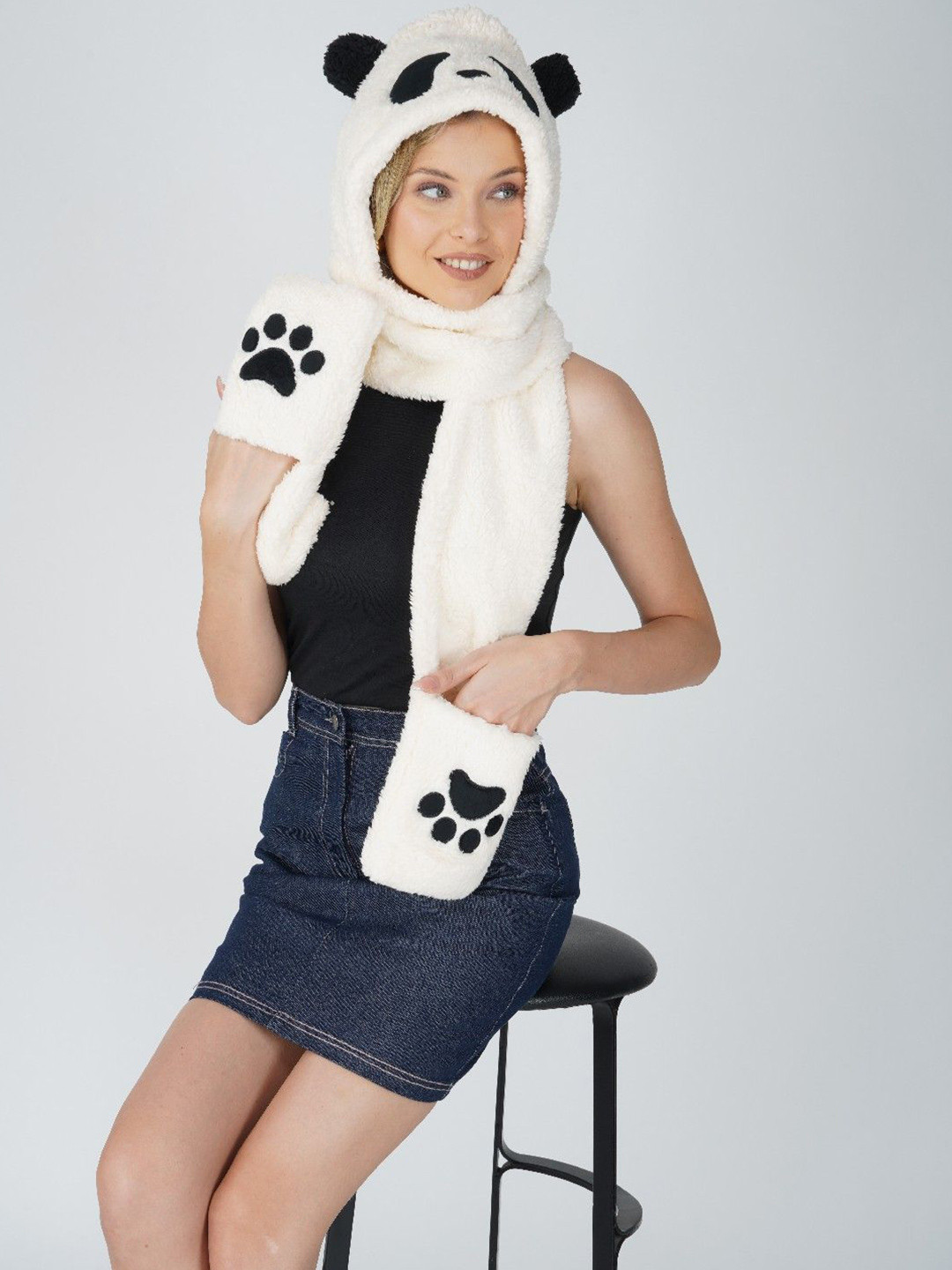 LADONNA Women Woollen Scarf Thermals 3 In 1 Cap Scarf, Gloves