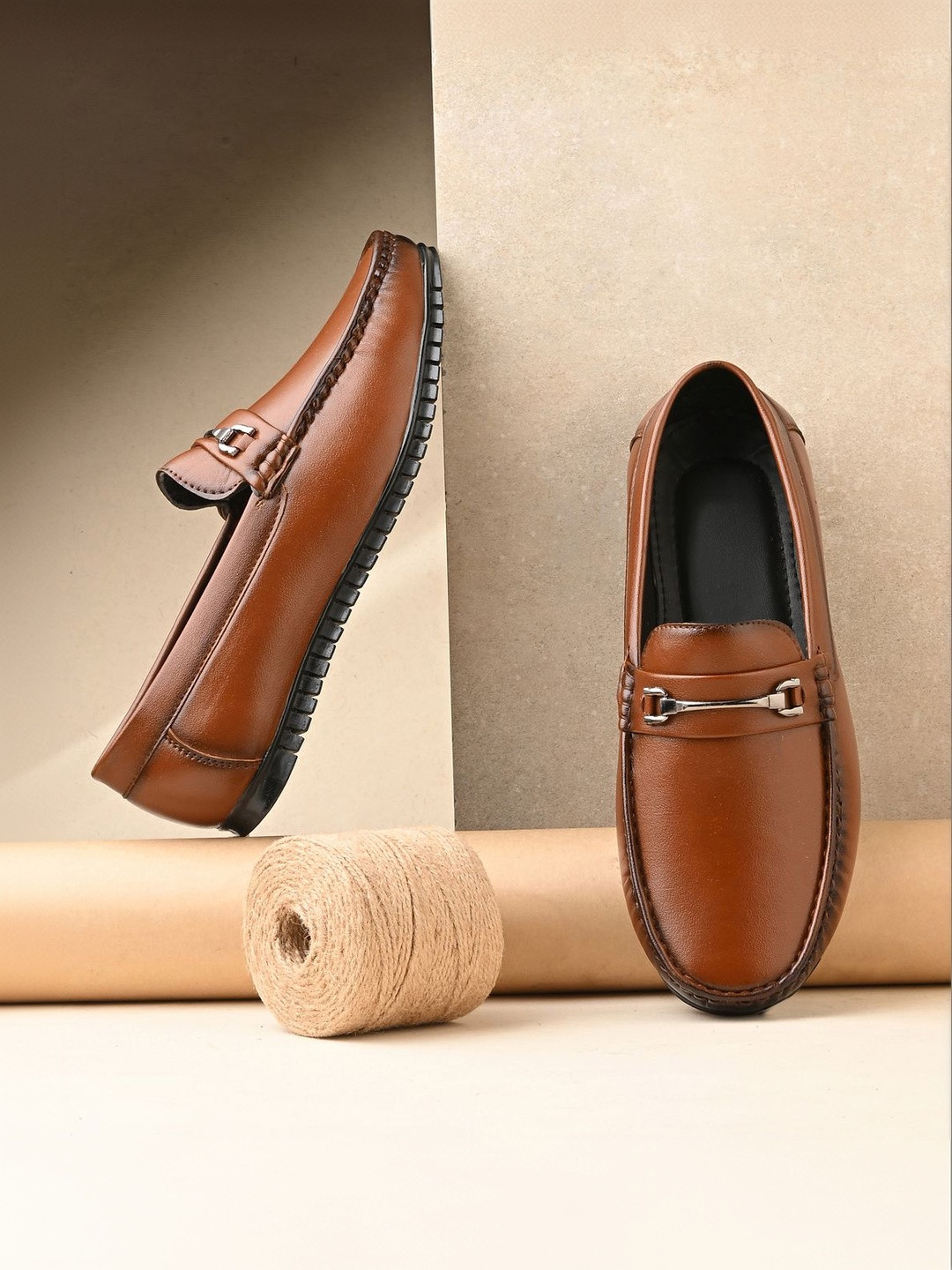 Corsac Men Round Toe Slip-On Loafers