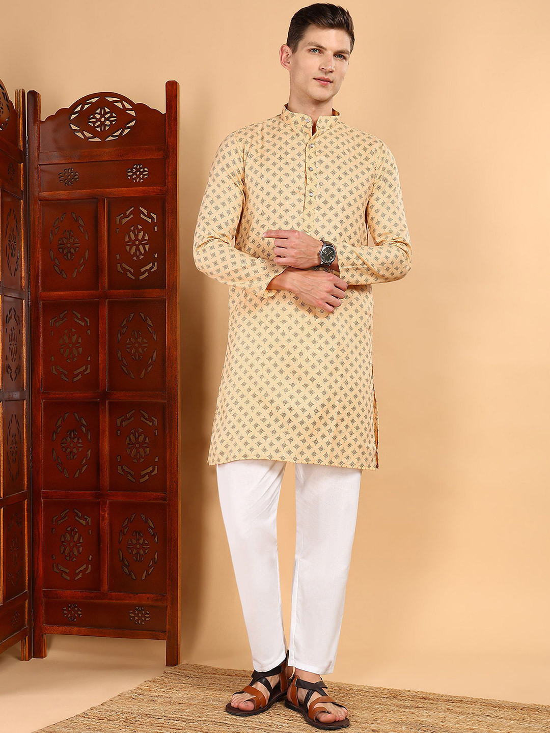 HaadiyaStore Ethnic Motifs Printed Mandarin Collar Thread Work Pure Cotton Straight Kurta
