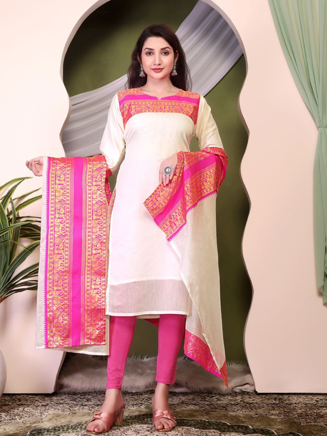 Snofi Creation Square Neck Pure Cotton Straight Kurta With Dupatta