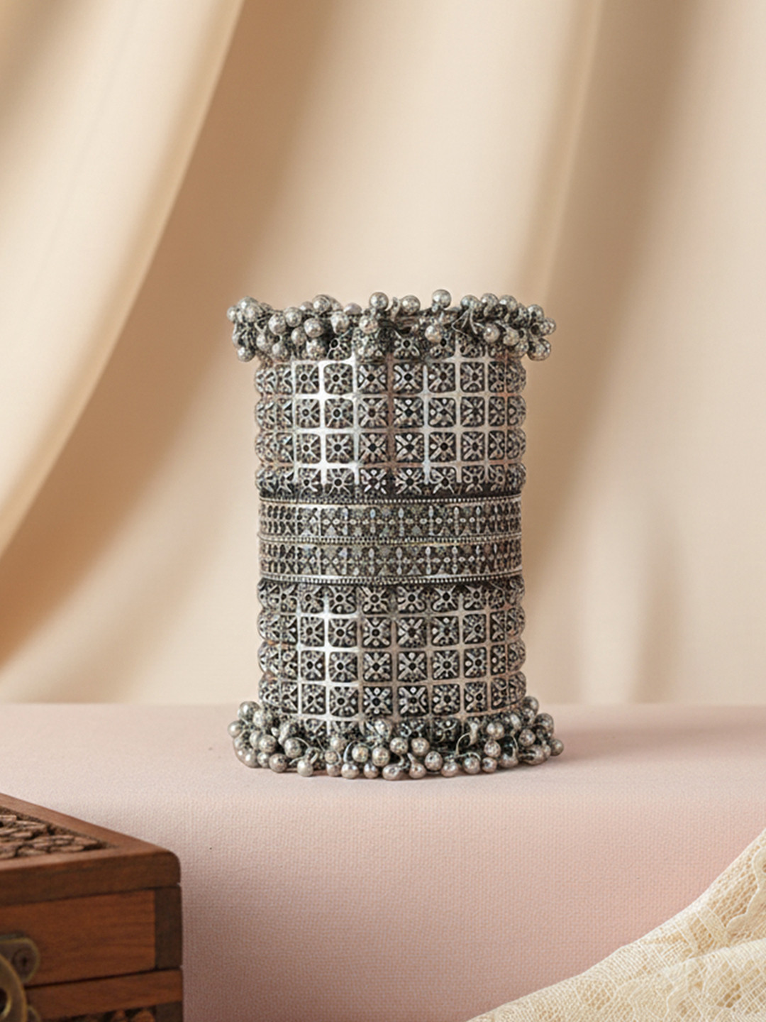 KARATCART Silver-Plated Tribal-Inspired Oxidized Cuff Bangle