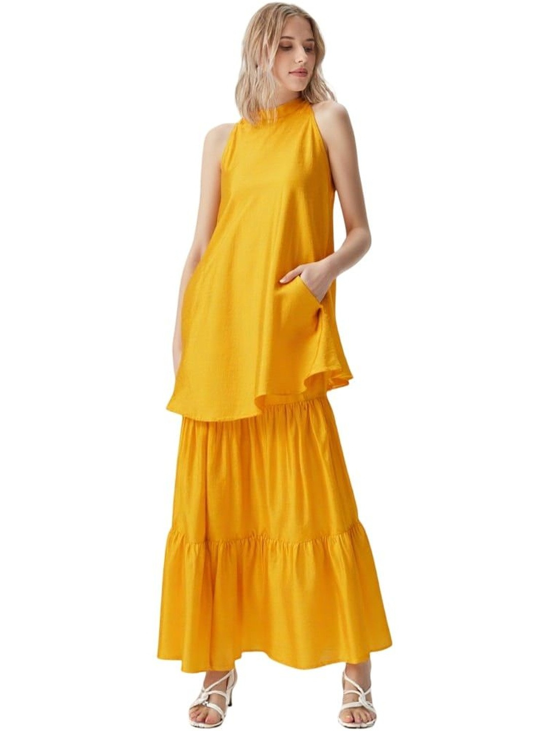 V.T FASHION Raw Silk Kurti With Skirt