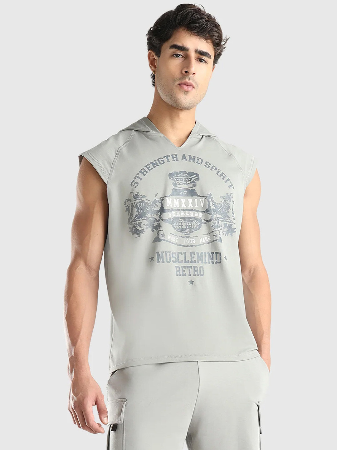 Musclemind Men X-Dry Soft Typography Printed Hooded T-shirt
