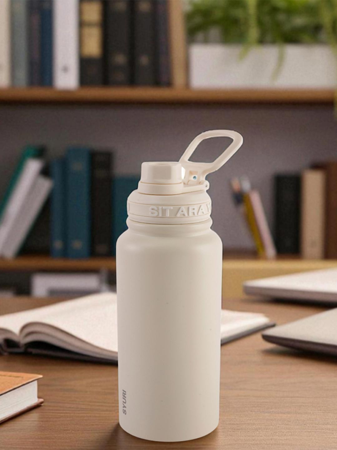 AARVI DECOR STUDIO White Stainless Steel Airtight Water Bottle 800 ml