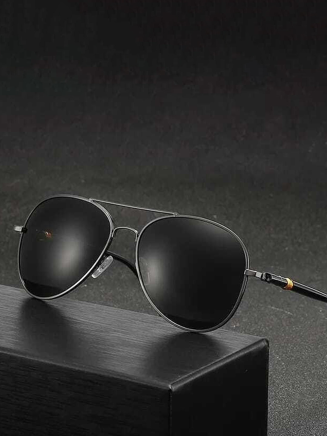 EYMEN I Unisex Oversized Sunglasses with Polarised and UVeym_IPolarized Black@Aviator