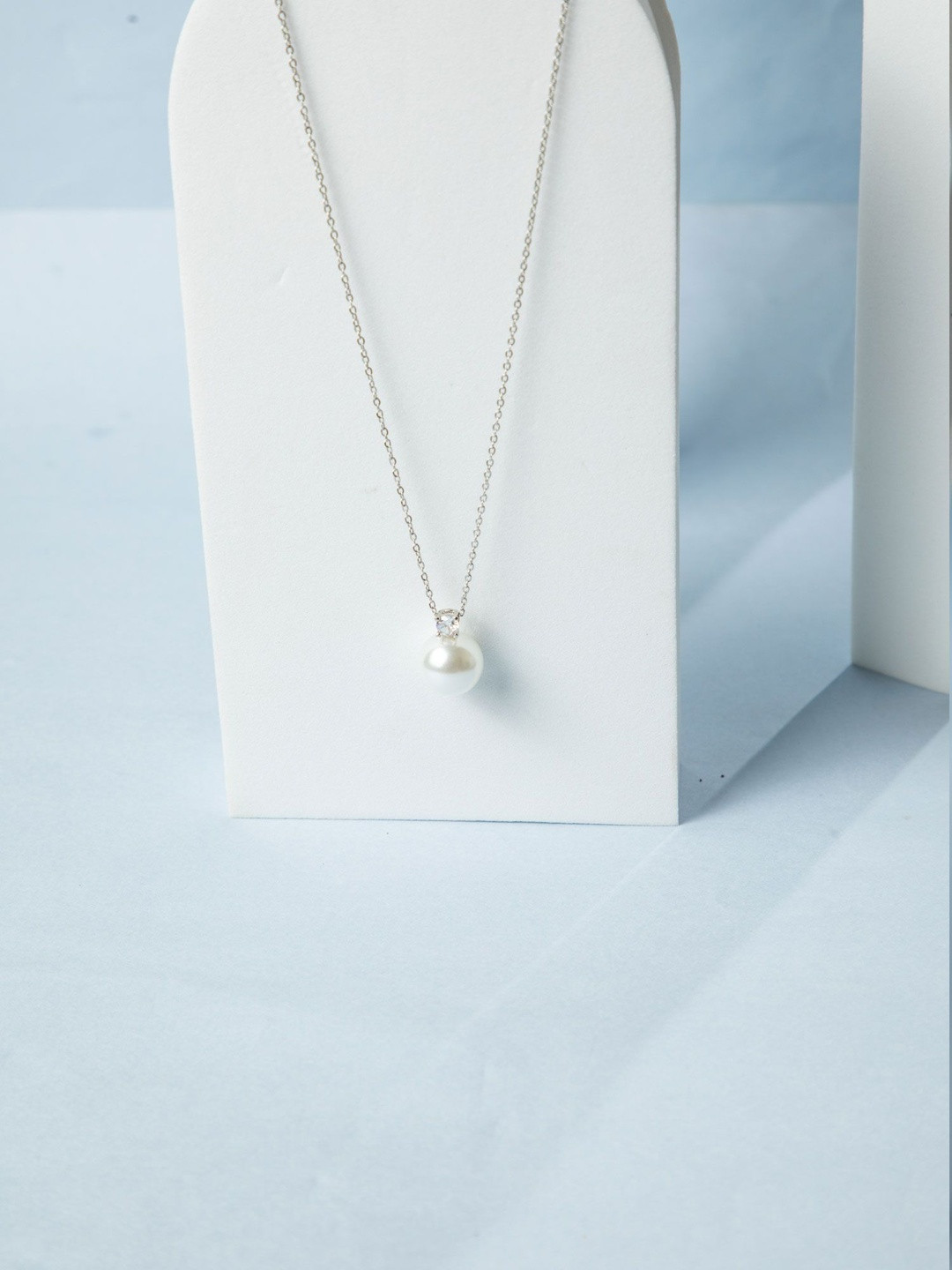 Niscka Rhodium-Plated Faux Emerald Beaded Minimal Chain