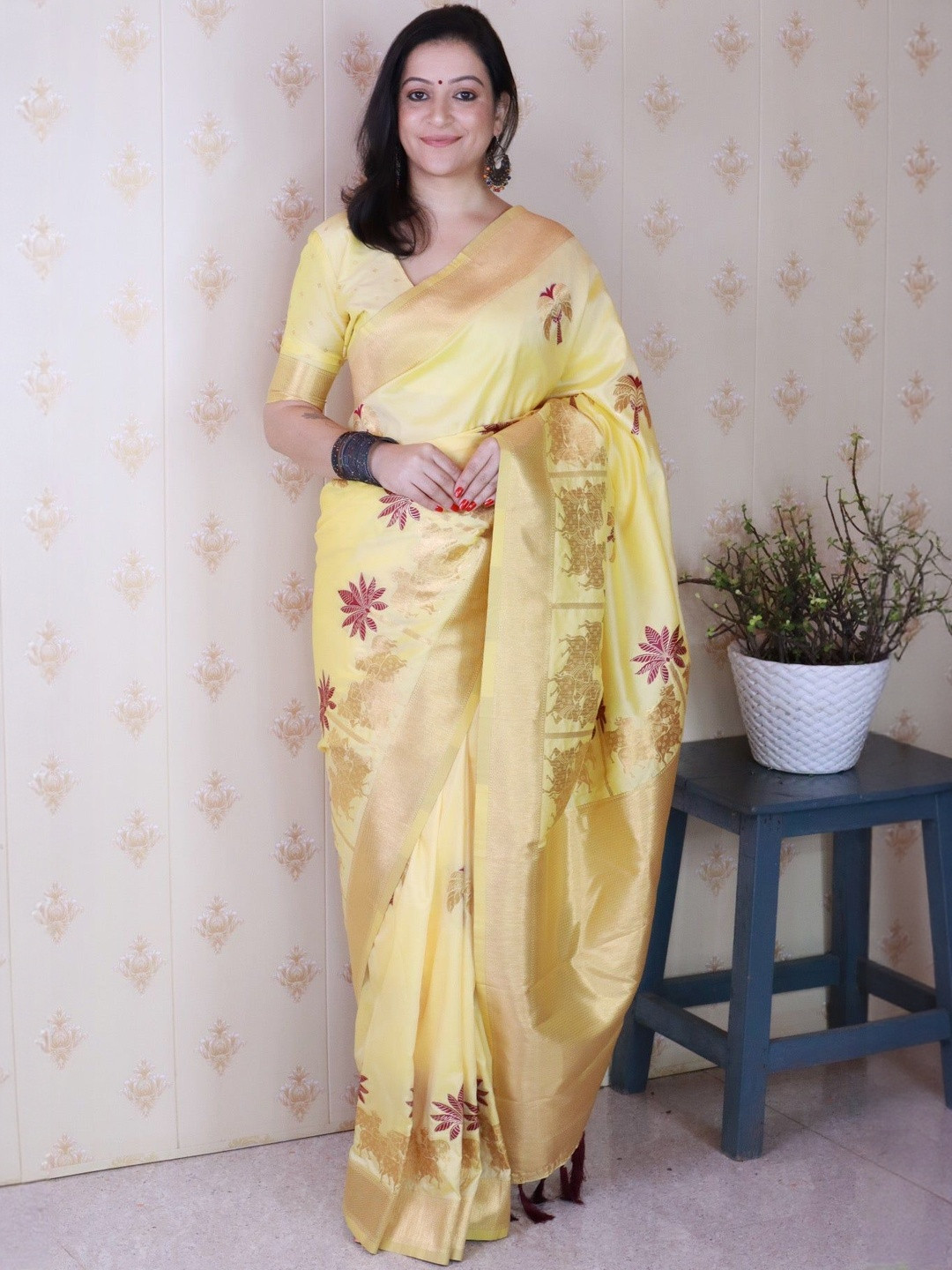 FASHION STROM Light Yellow Ethnic Motifs Embroidered Soft Silk Saree With Unstiched Blouse