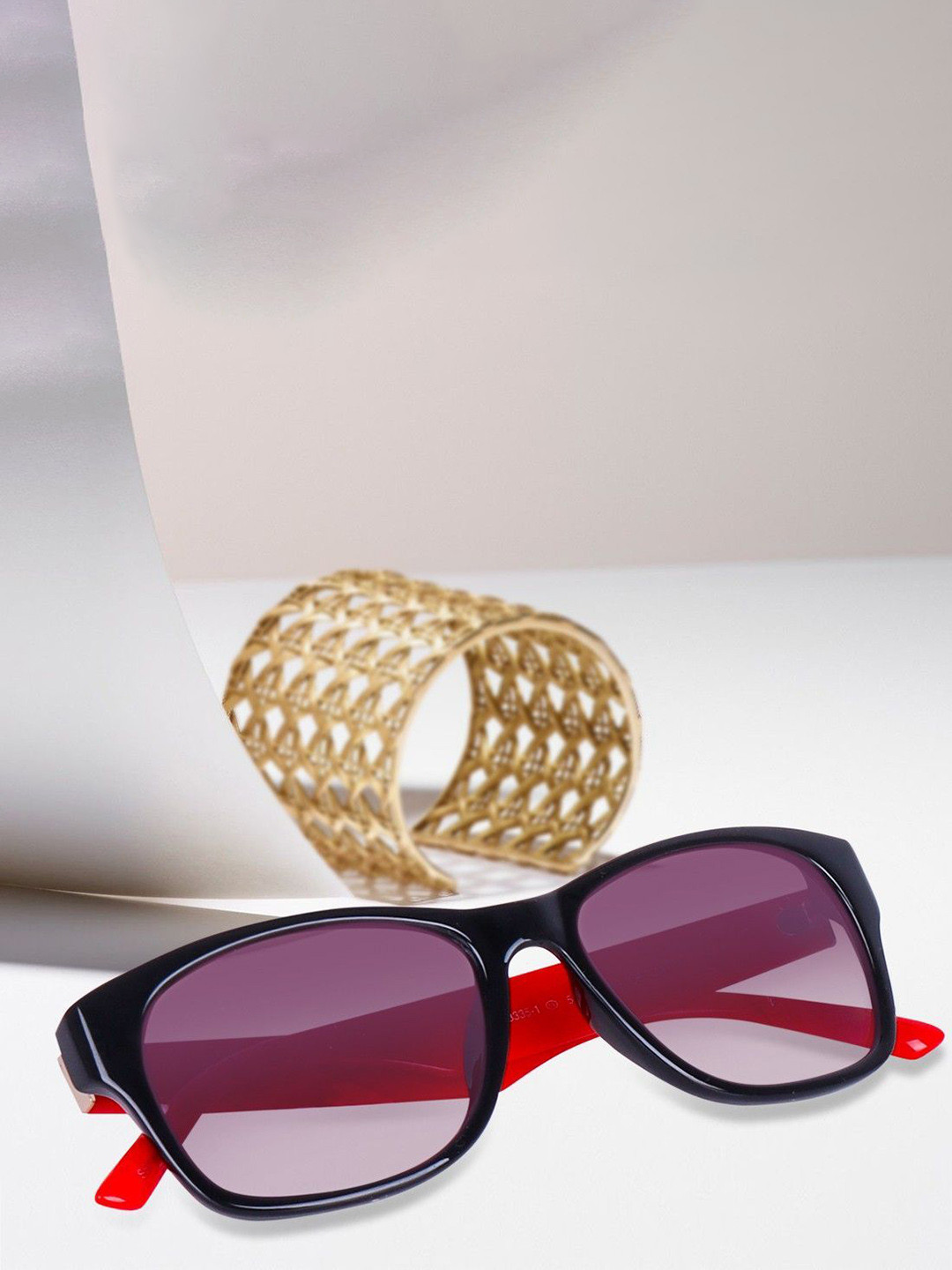 EYMEN I Unisex Square Sunglasses with Polarised and UV Protected Lens Red Balack Jari 299