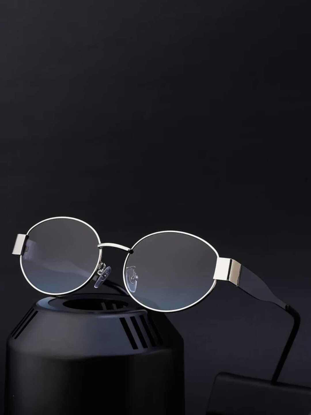 EYMEN I Women Oval Sunglasses with Polarised and UV Protected Lens OVAL/Silver_Black