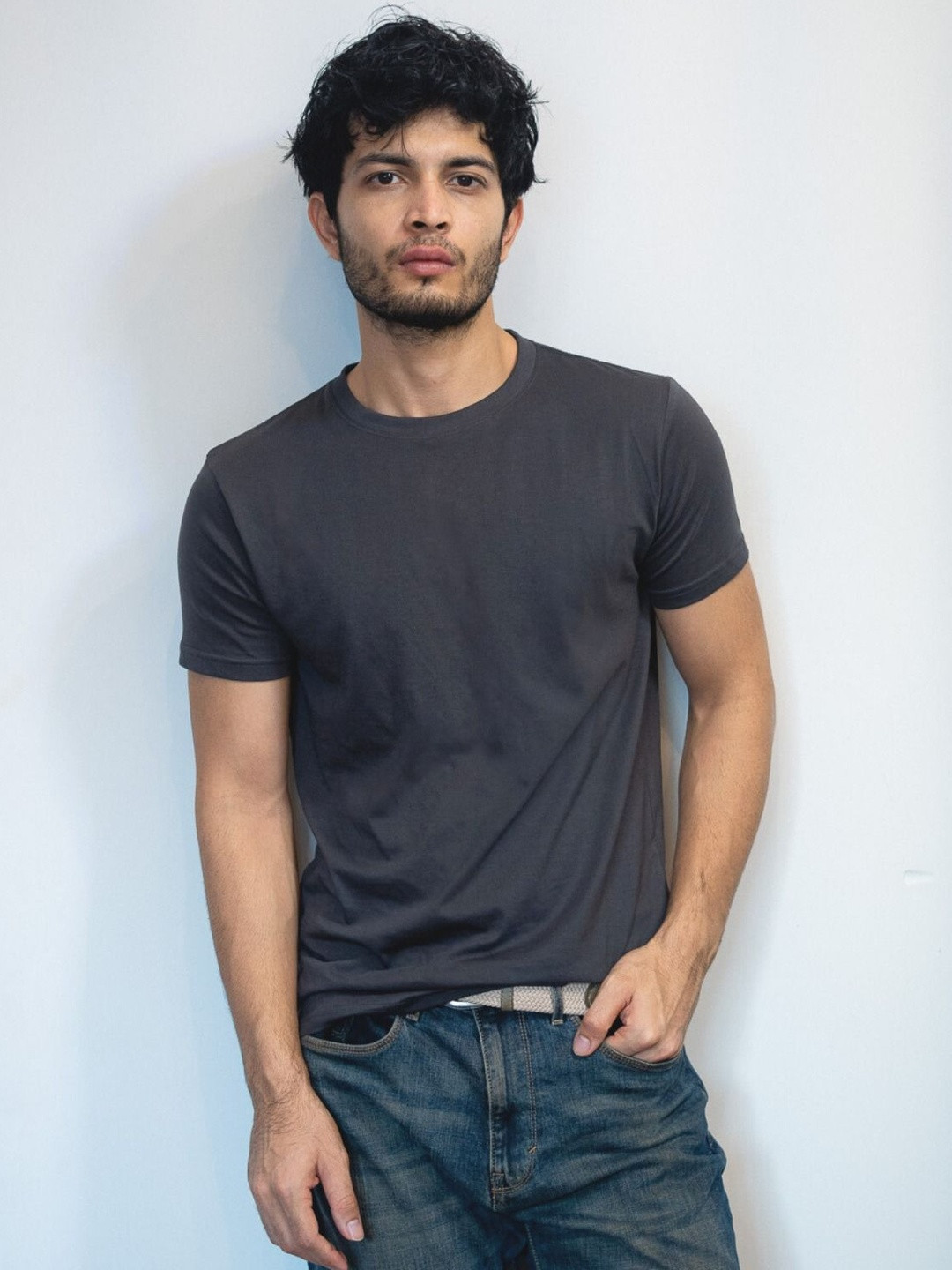 STAN EDITION Men Solid Slim Fit T-shirt