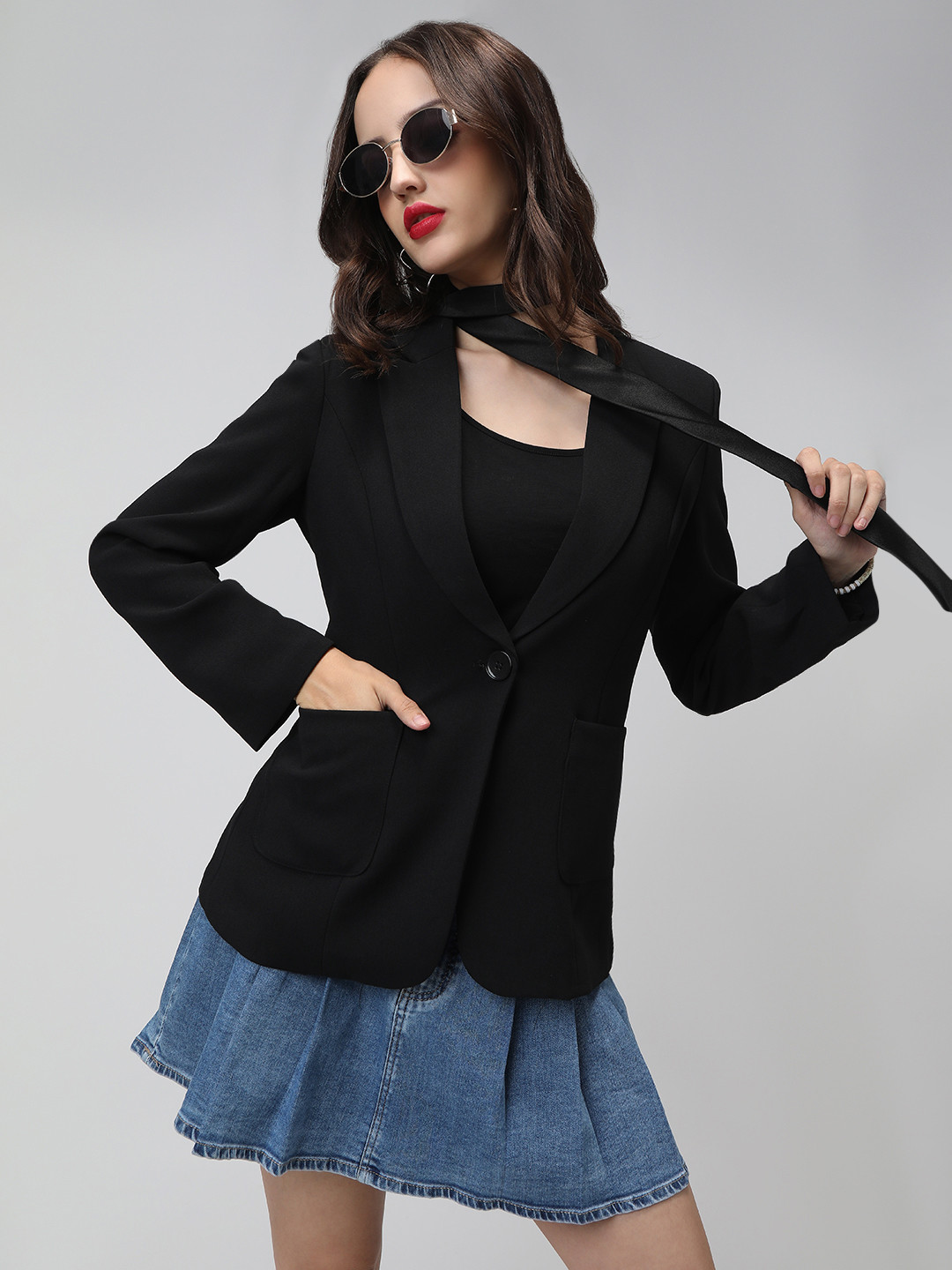 SHOWOFF Women Black Long Sleeves Notched Lapel Blazer