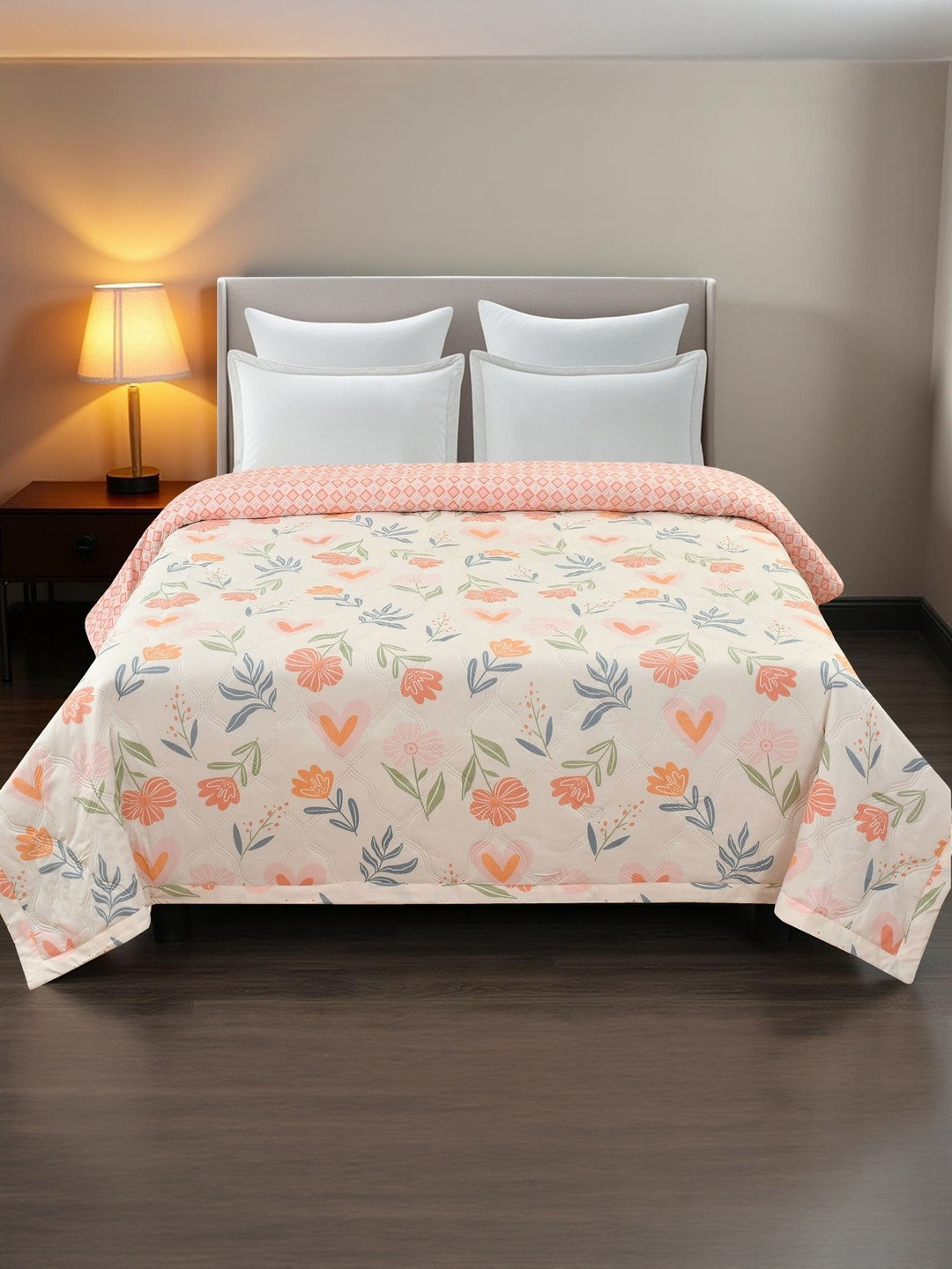 Aura Ulta sonic Orange & Blue Floral AC Room 380 GSM Cotton Double Comforter