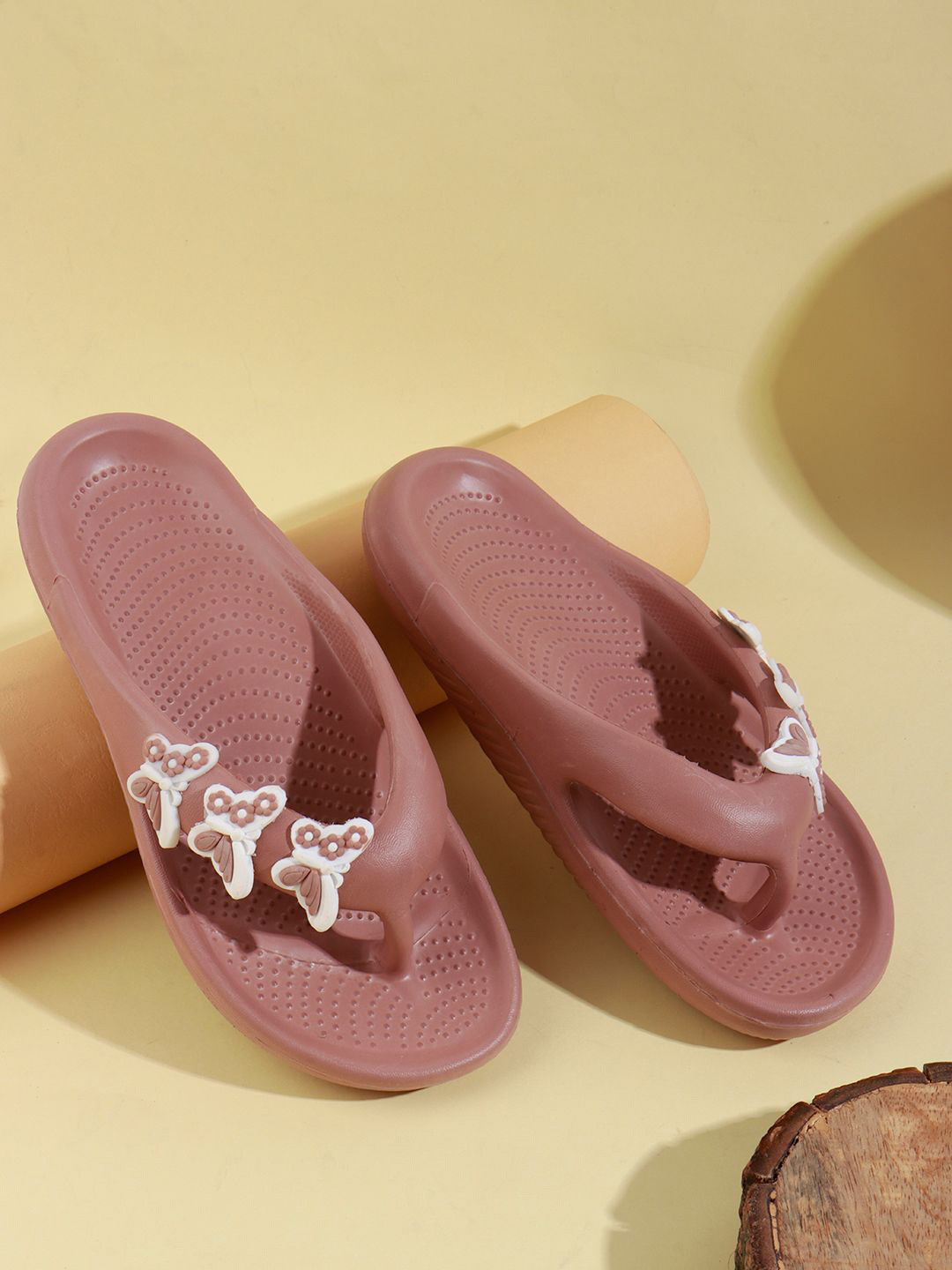SUKUN Women Thong Flip-Flops with Butterfly Applique