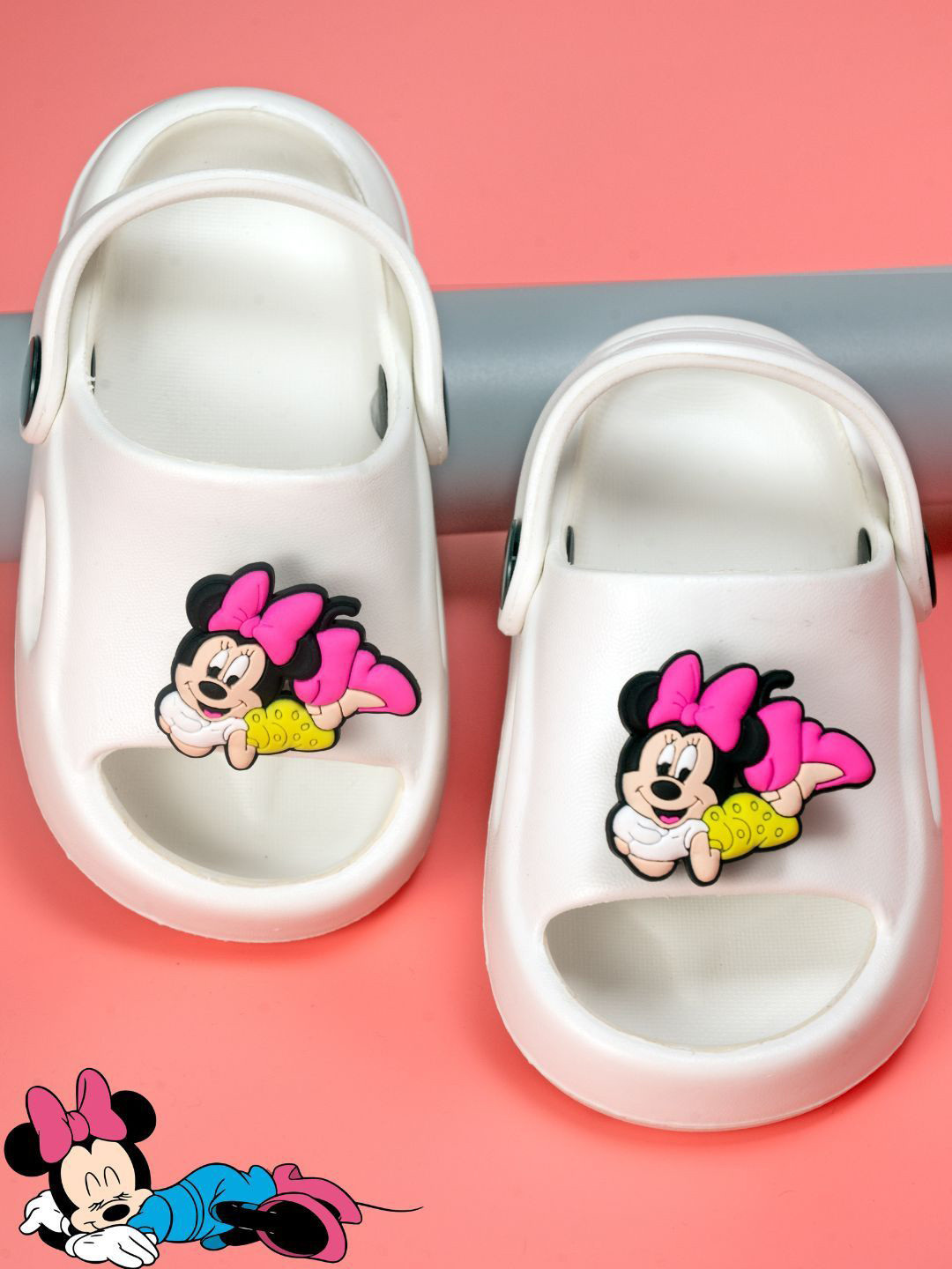 Disney By Yellow Bee Girls Minnie Mouse Printed Rubber Sliders