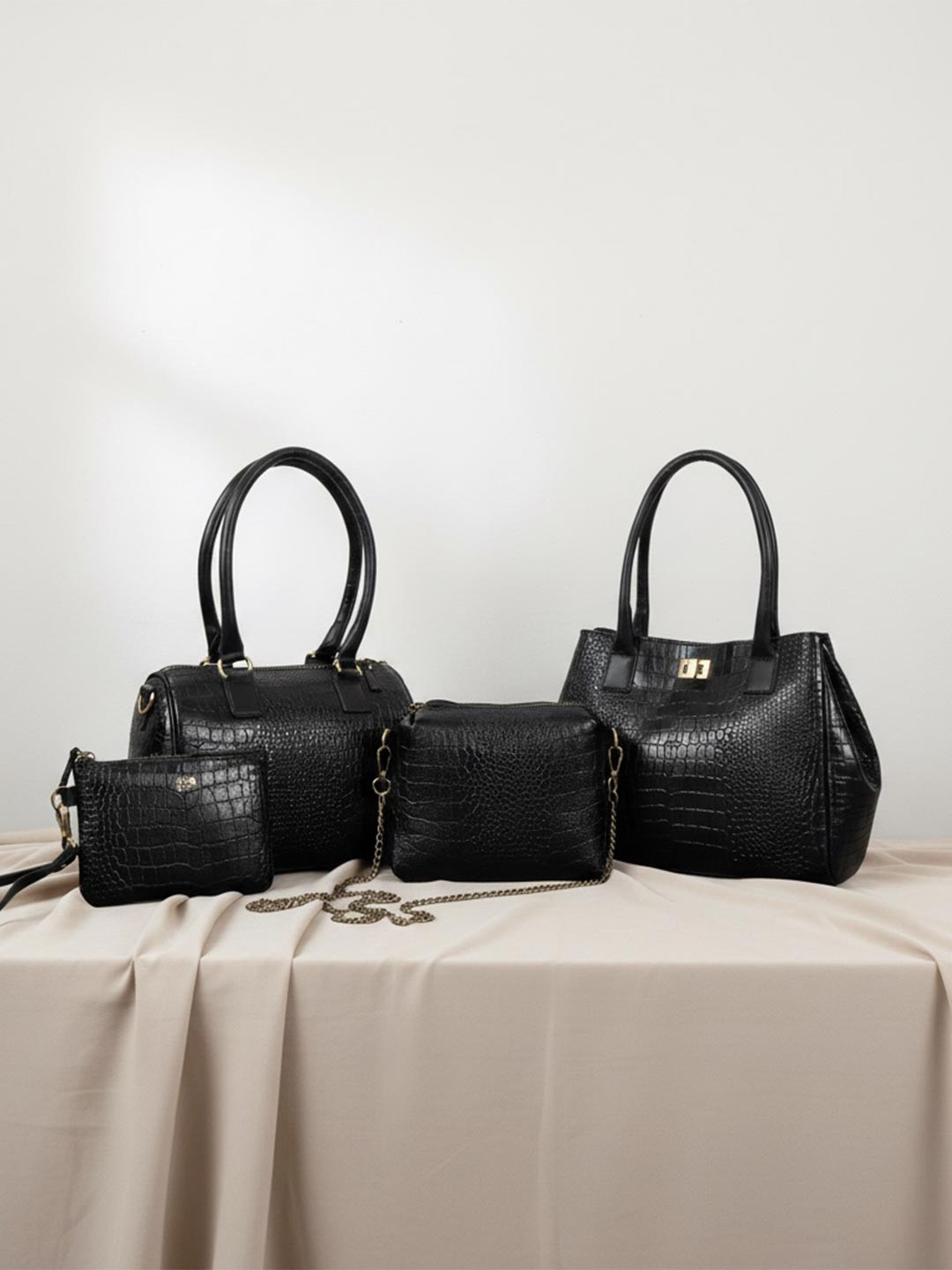 Celtic Women Textured Leather 4-Piece Handbag Combo Set