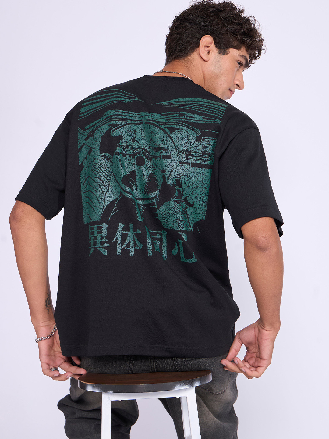 Espanshe Moovin Graphic Printed Drop-Shoulder Sleeves Oversized Pure Cotton T-shirt