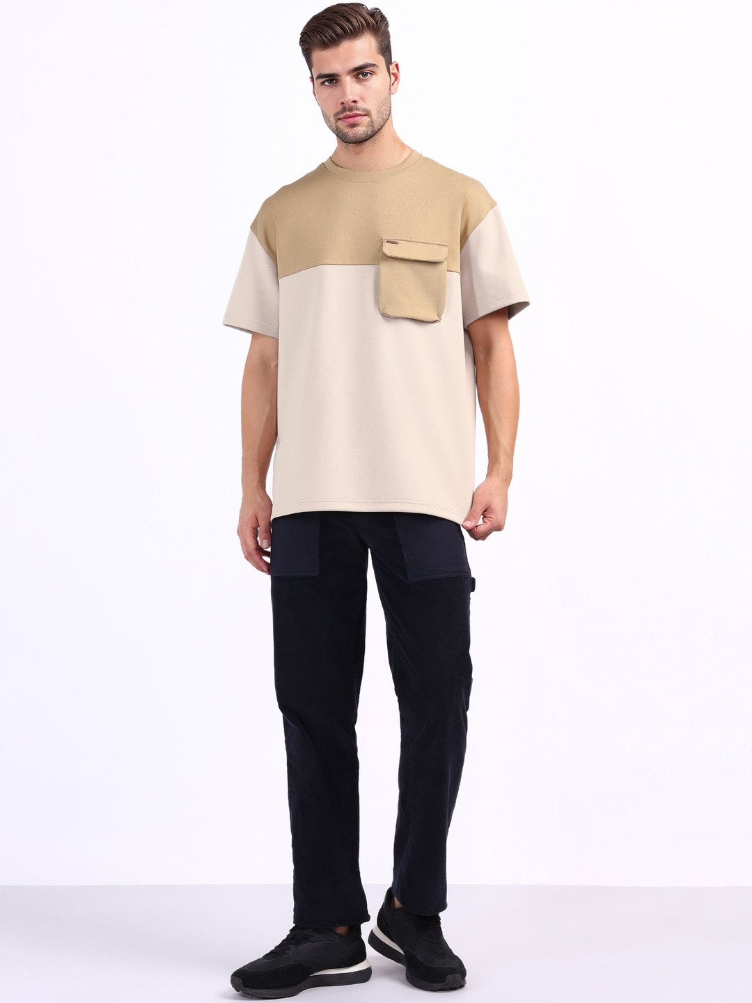 Iconic Colourblocked Pockets Drop Shoulder Sleeves Cotton T-shirt