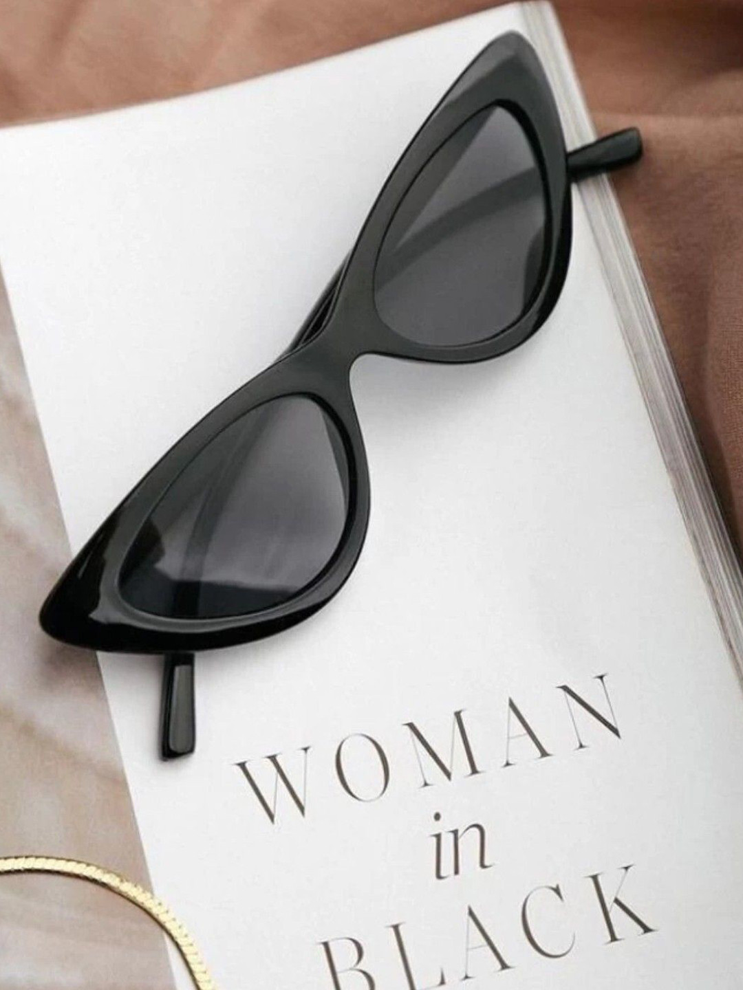 EYMEN I Unisex Cateye Sunglasses With Polarised and UV Protected Lens