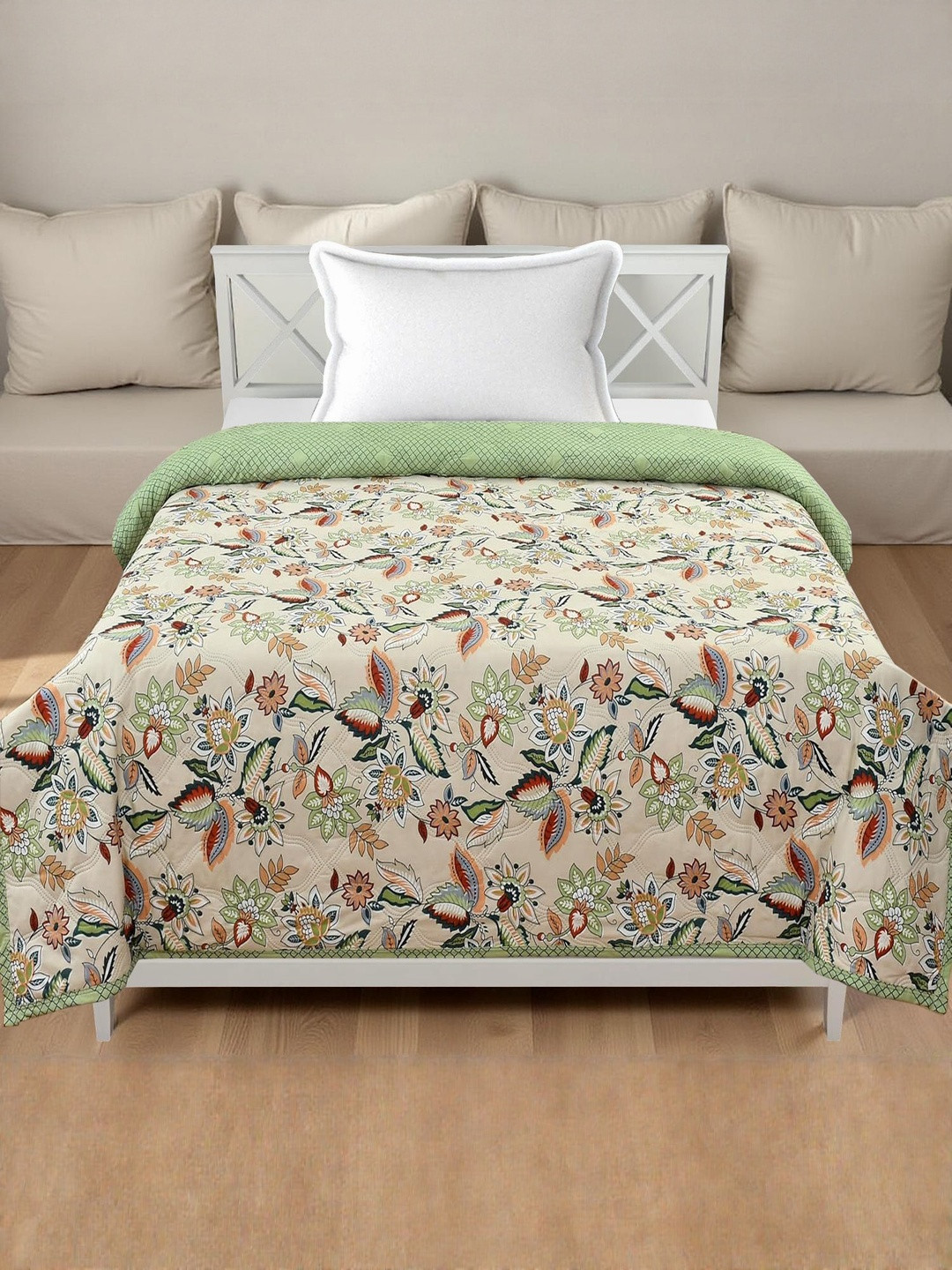 Aura Ulta sonic Cream-Coloured & Green Floral AC Room 210 GSM Cotton Single Comforter