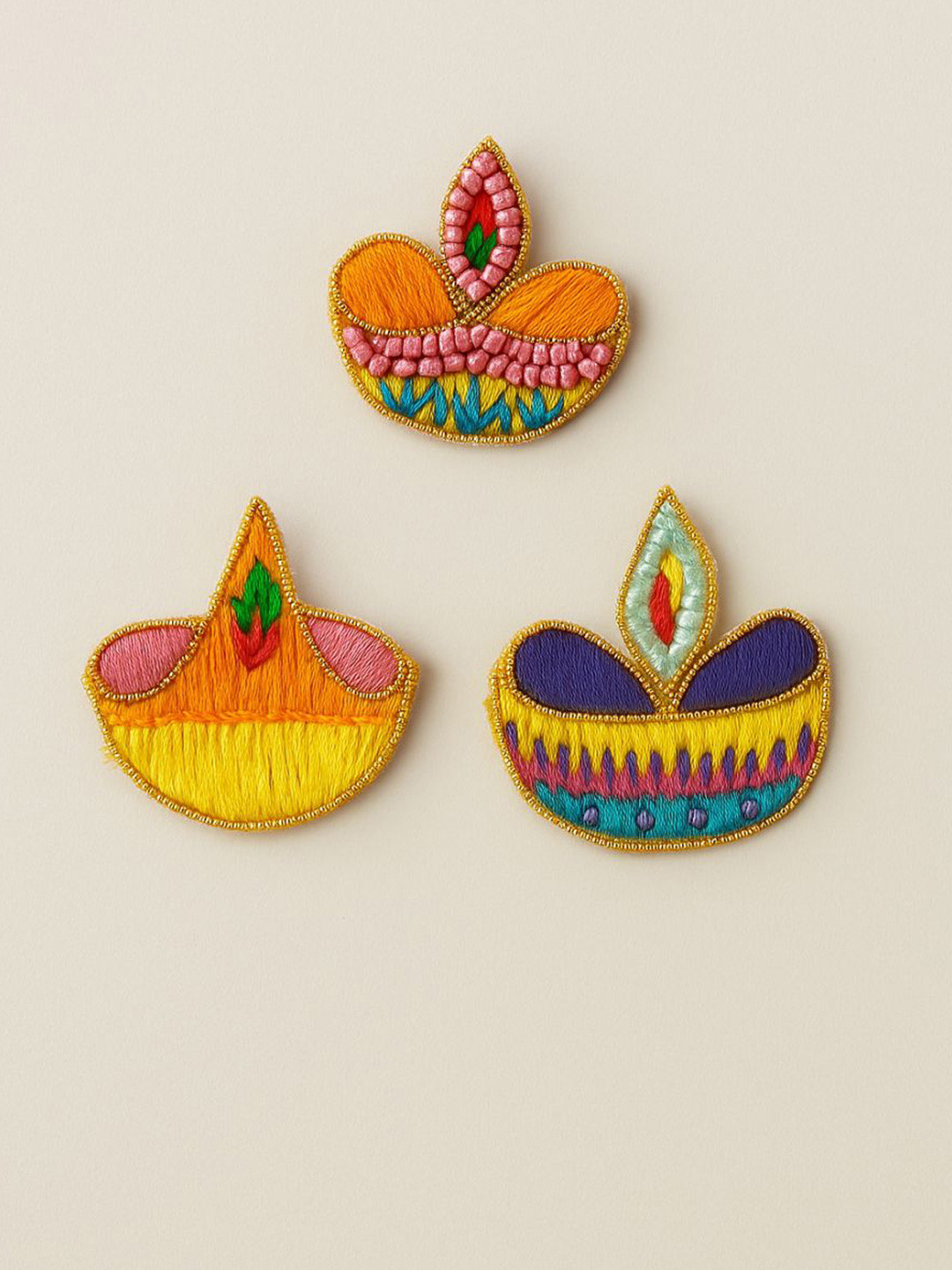 Choko Girls Set of 3 Diya Embroidered Alligator Hair Clip