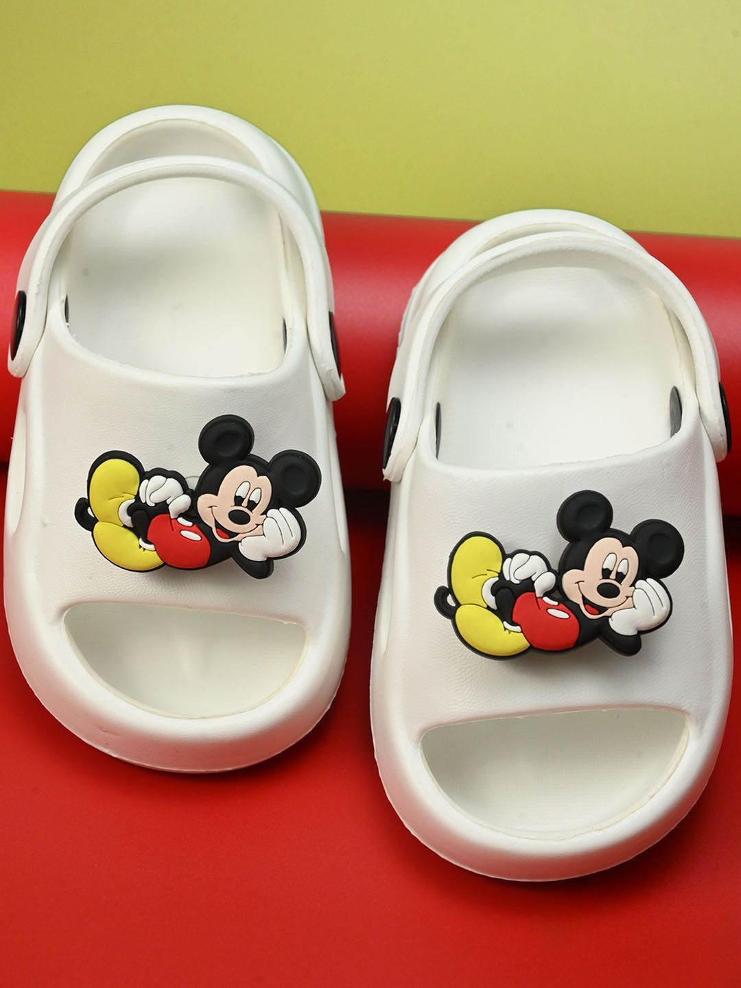 Disney By Yellow Bee Boys Mickey Mouse Printed Rubber Sliders