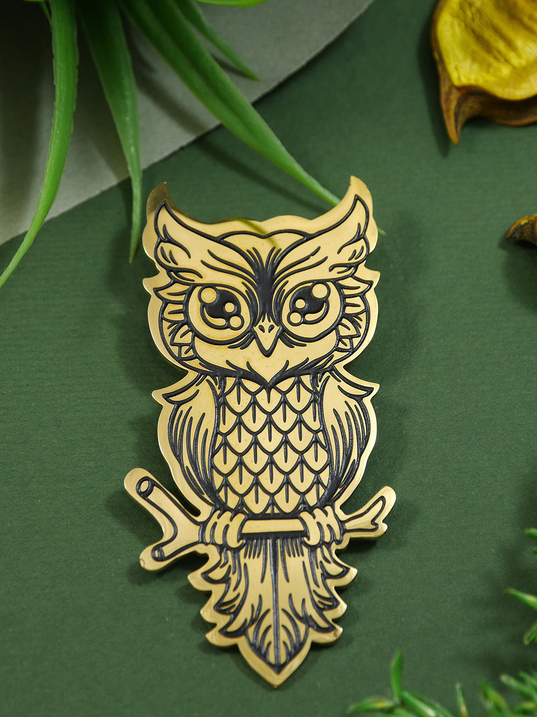 ADORN Unisex Stainless Steel Owl Shaped Minimal Brooch
