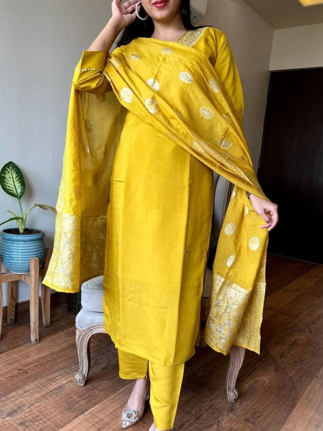 LIZORD FAB Women Ethnic Motifs Embroidered Kurta with Palazzo & Dupatta