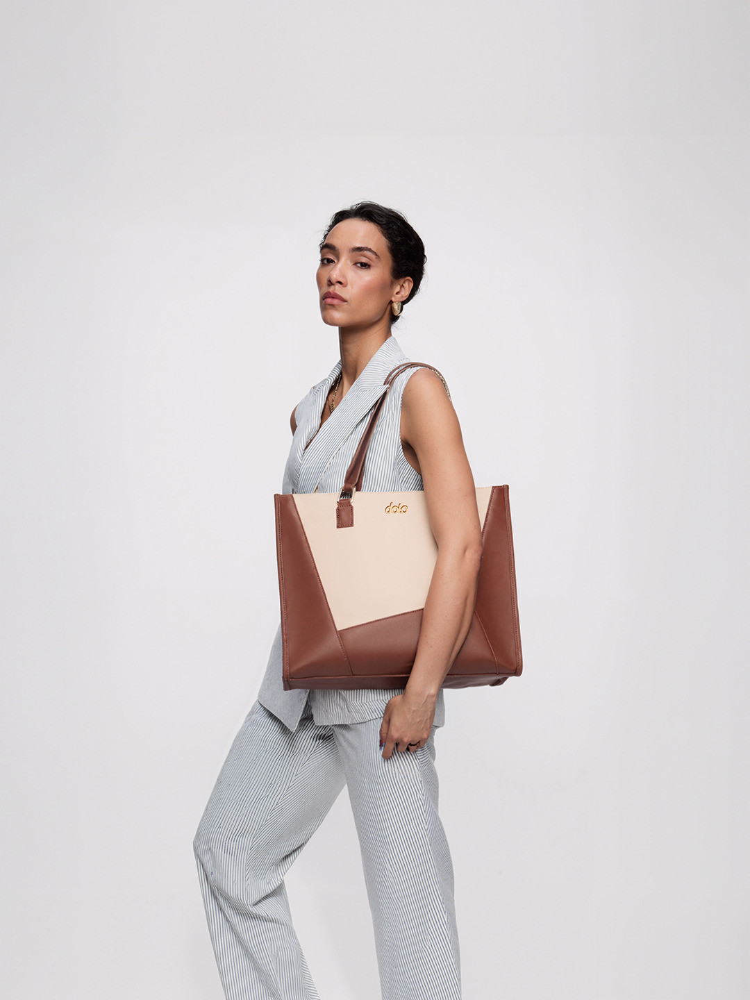 doto Women Vegan Leather Structured Shoulder Bag with Tassel Detail