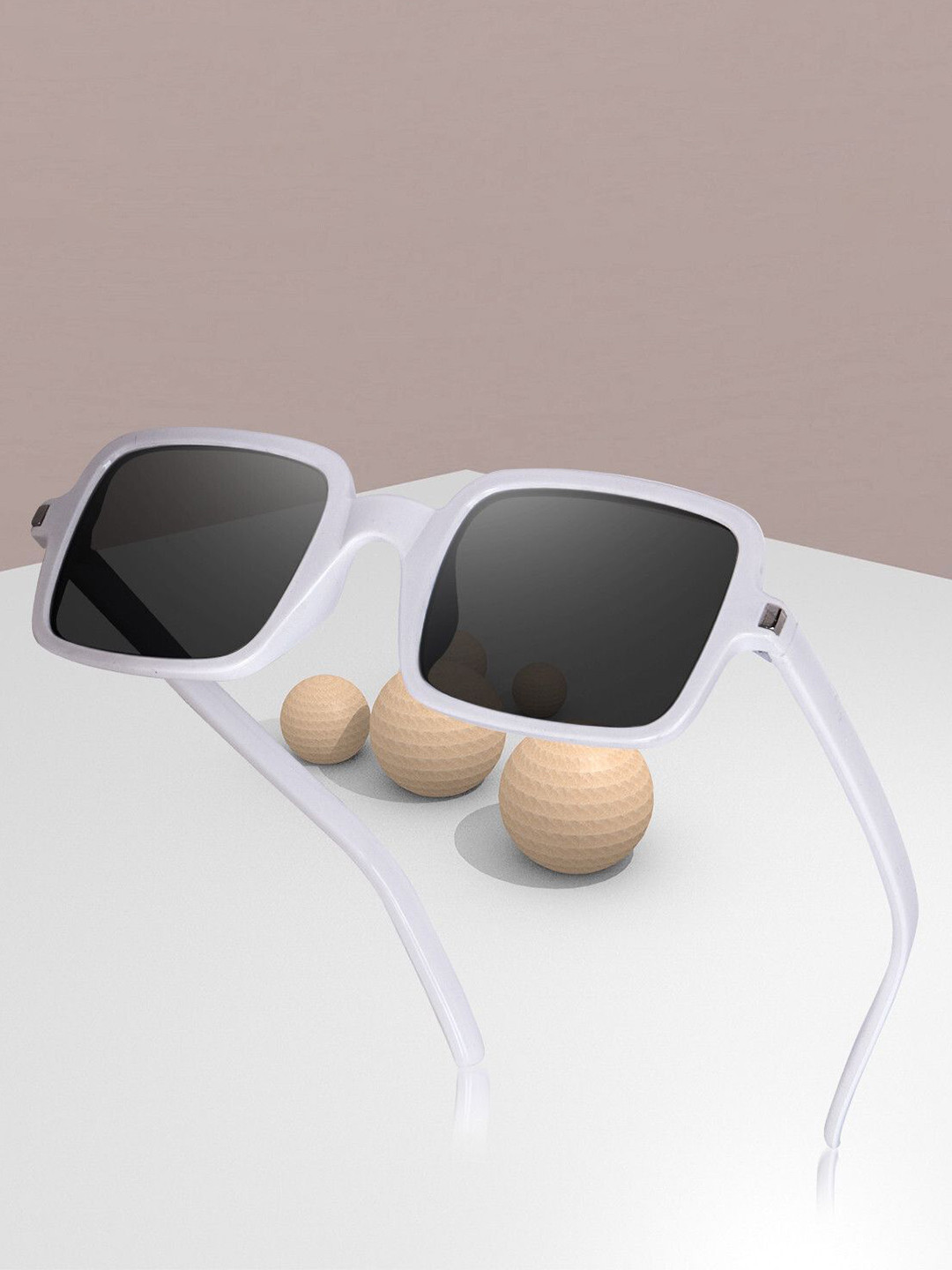 EYMEN I Unisex Polarised and UV Protected Lens Square Sunglasses eym_ISquareWhite@399