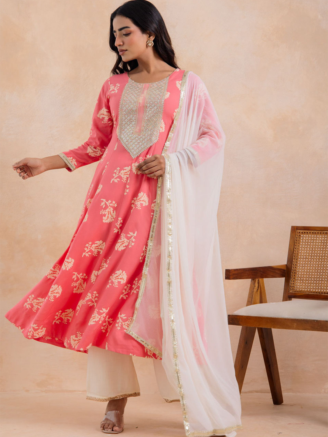 ISHWAR Floral Printed Round Neck A Line Kurta With Trousers & Dupatta