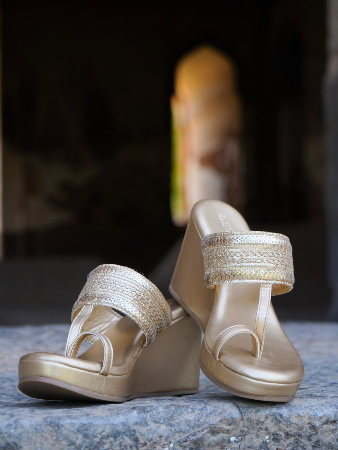 Devano Women Embellished Open Toe Wedge Heel Kolhapuri Sandals