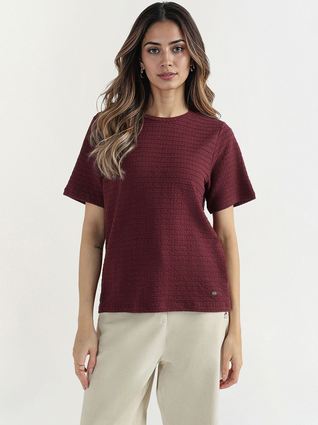 ELLE Textured Round Neck Drop-Shoulder Sleeves Slim Fit T-shirt