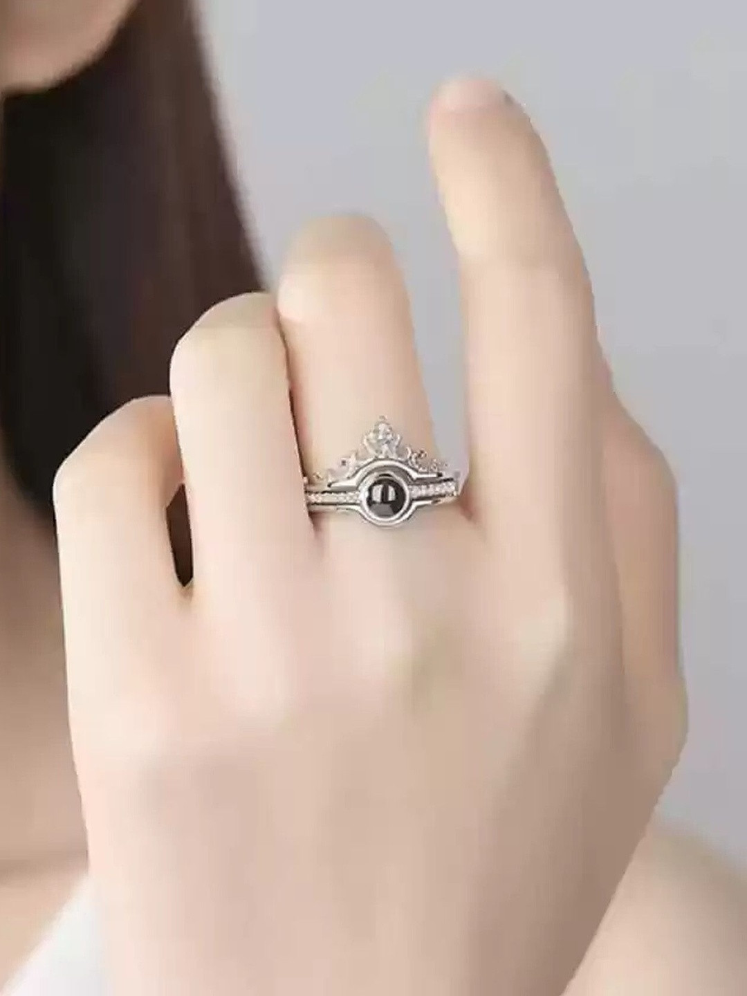 Iga collection Set Of 2 Stones Studded Crown Finger Rings