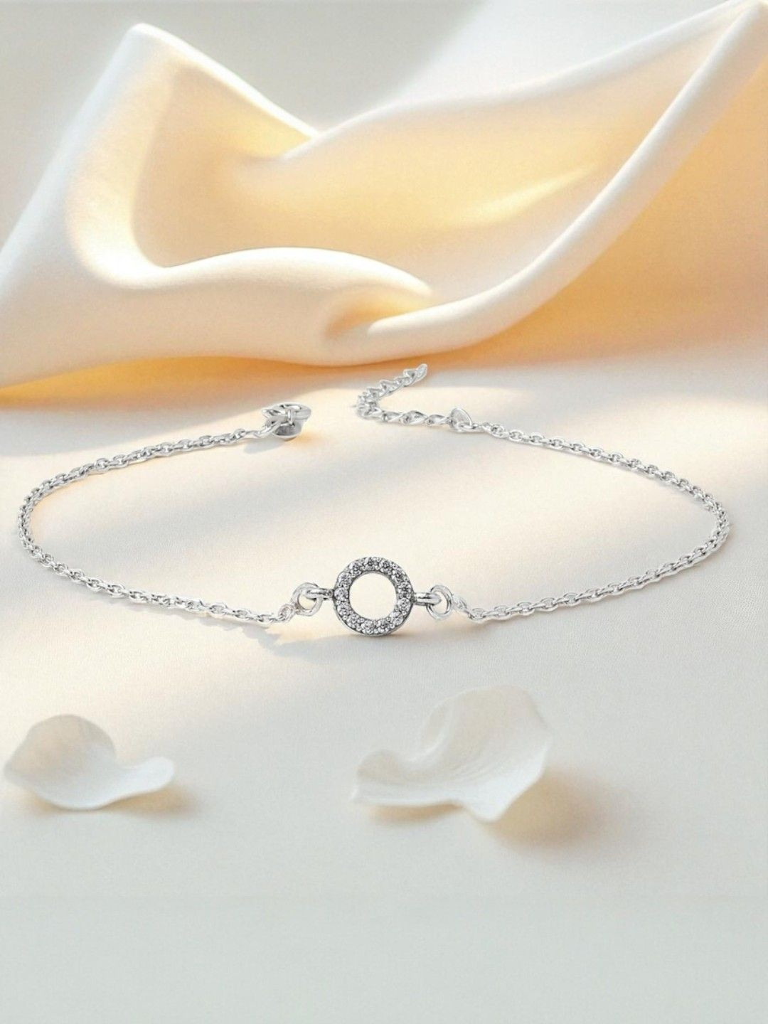 AKSHAT SAPPHIRE 92.5% Pure Silver Rhodium Plated Twilight Moon Anklet