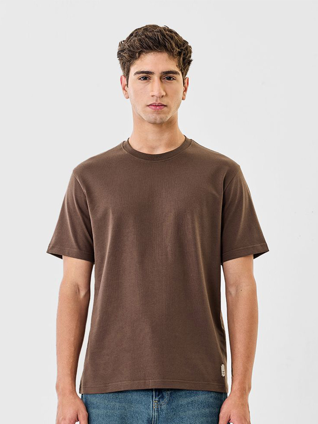 Snitch Men Brown Solid Core Lab Drop-Shoulder Sleeves T-shirt