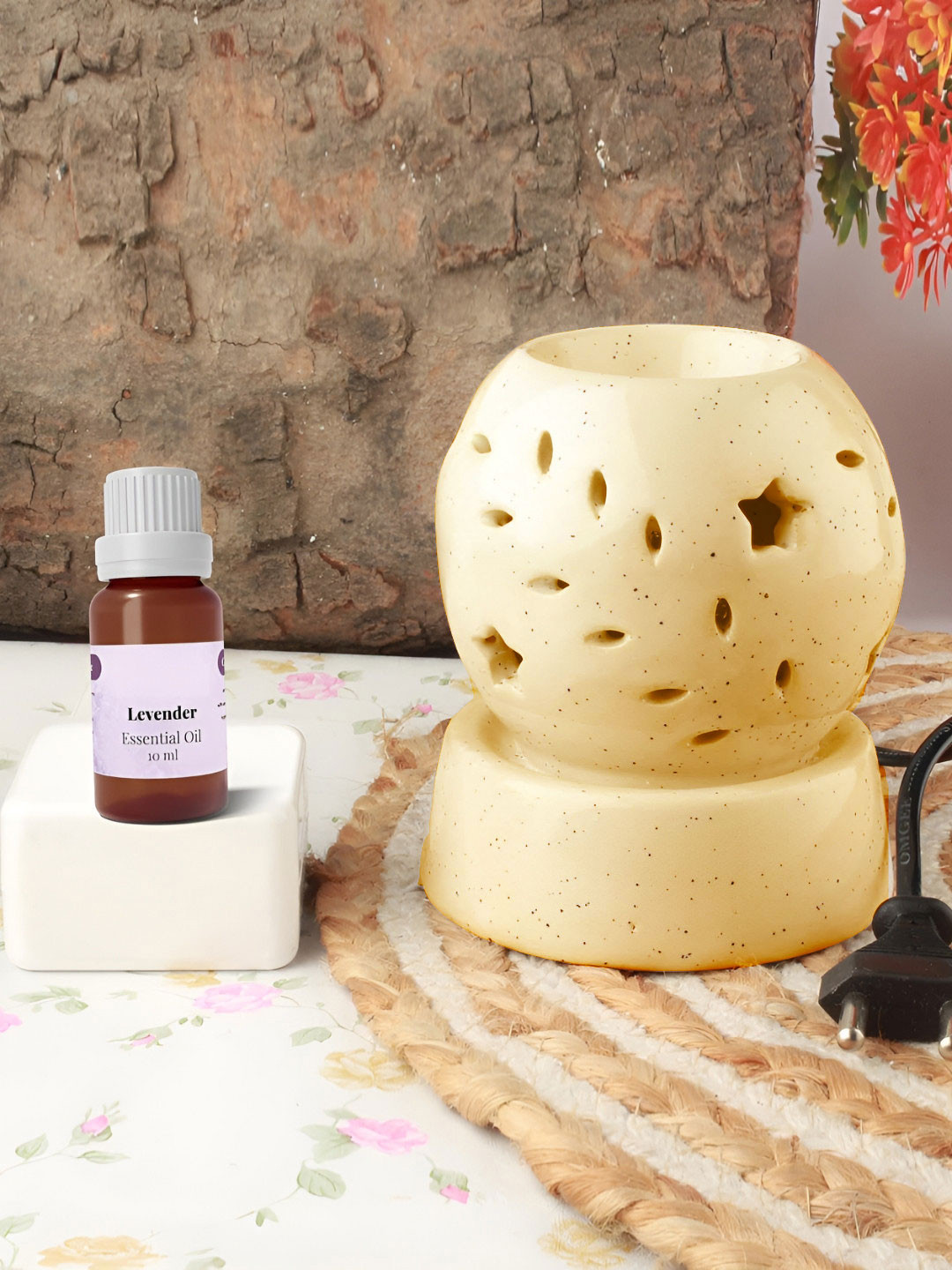 EarthCraft Off-White 2 Pieces Printed Ceramic Electric Aroma Diffuser With Aroma-Oil