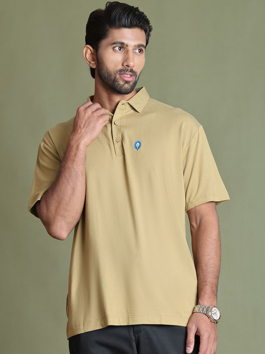 THE MAJESTIC PEACOCK Men Solid Polo Collar T-shirt
