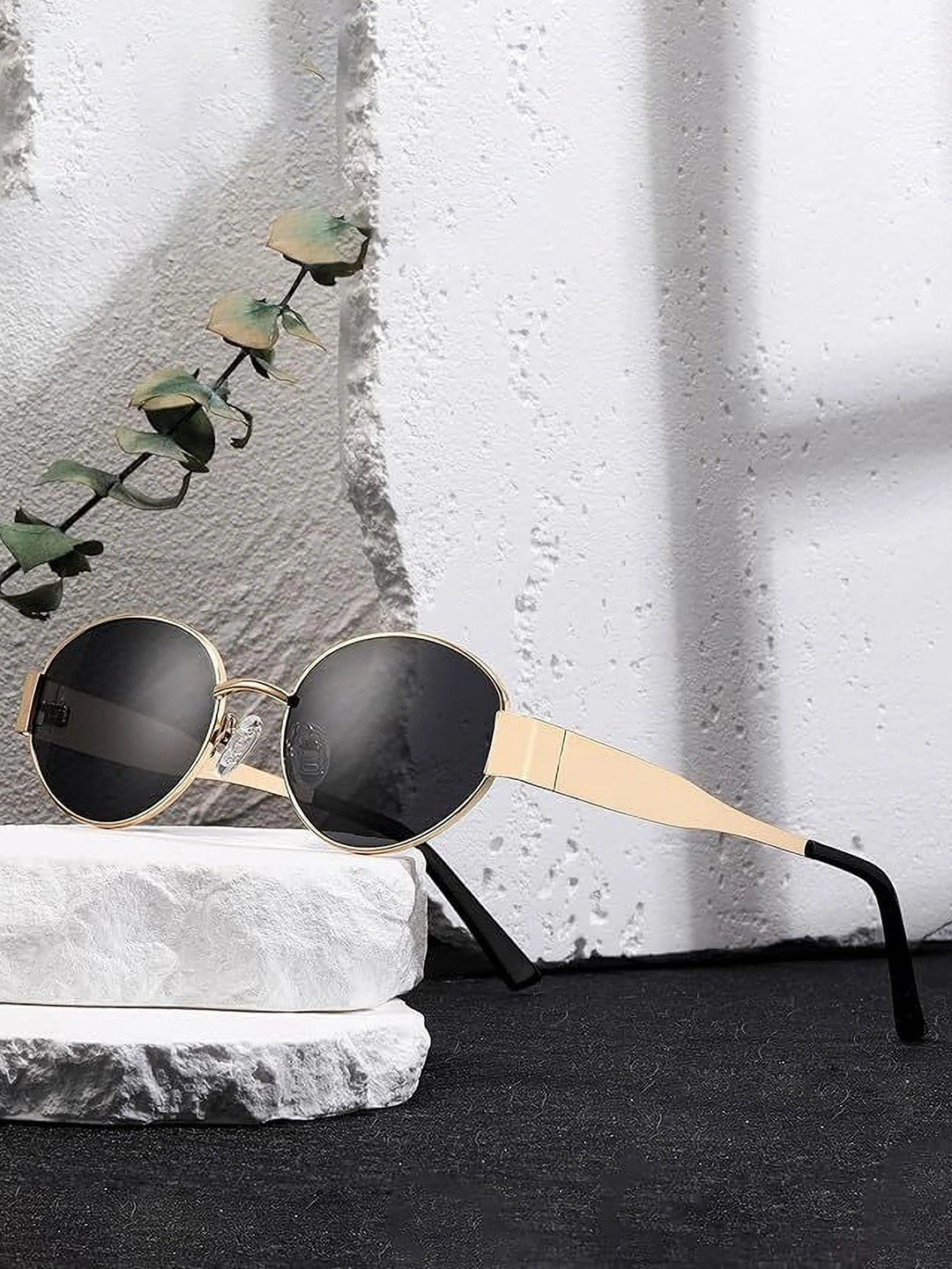 EYMEN I Unisex Polarised and UV Protected Oval Sunglasses eym_IOval_8802_GB