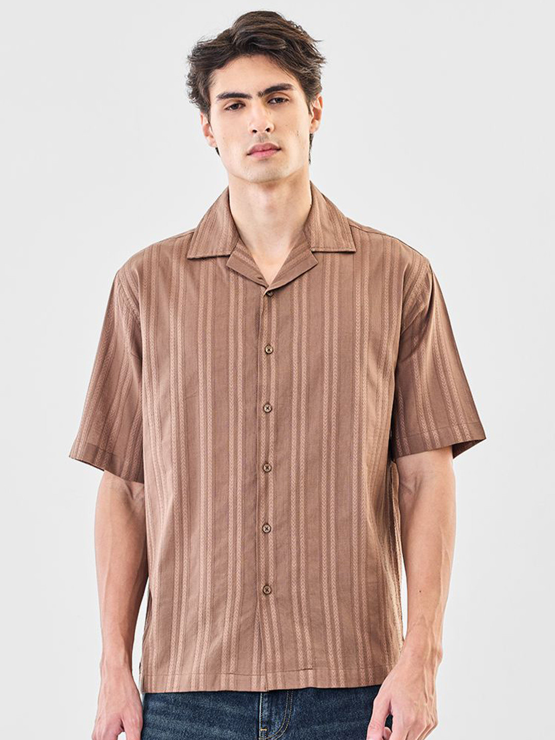 Snitch Men Textured Cuban Collar Pure Cotton Casual Shirt
