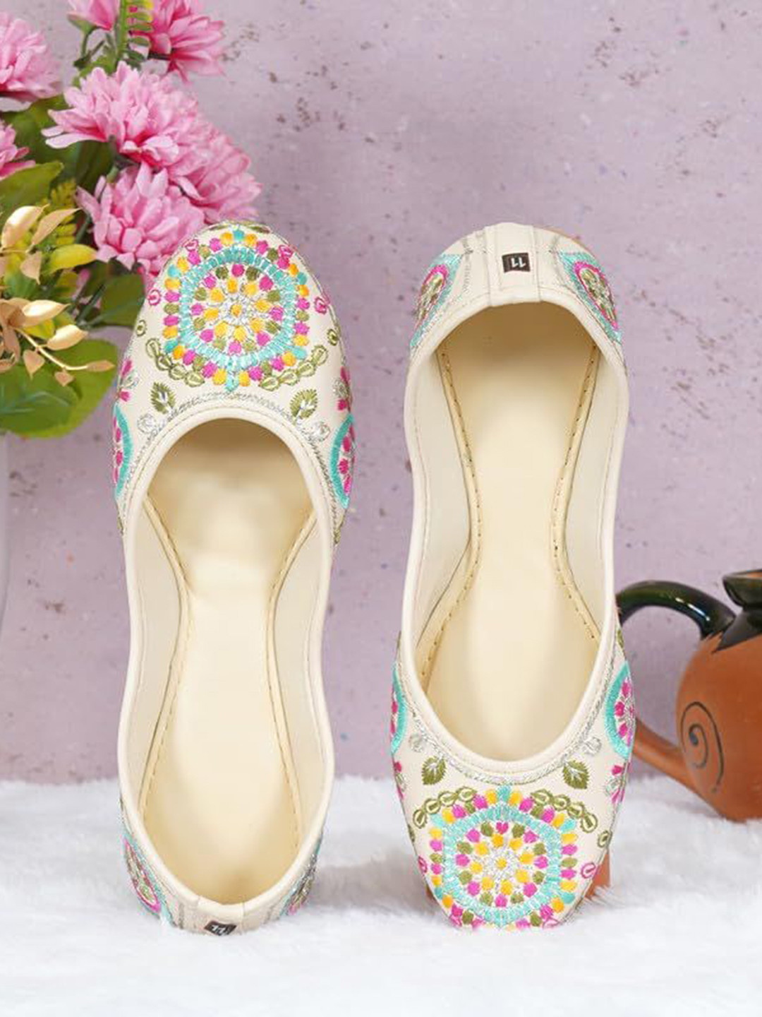 DFR Women Cream Embroidered Rajasthani Mojari Juti Shoe