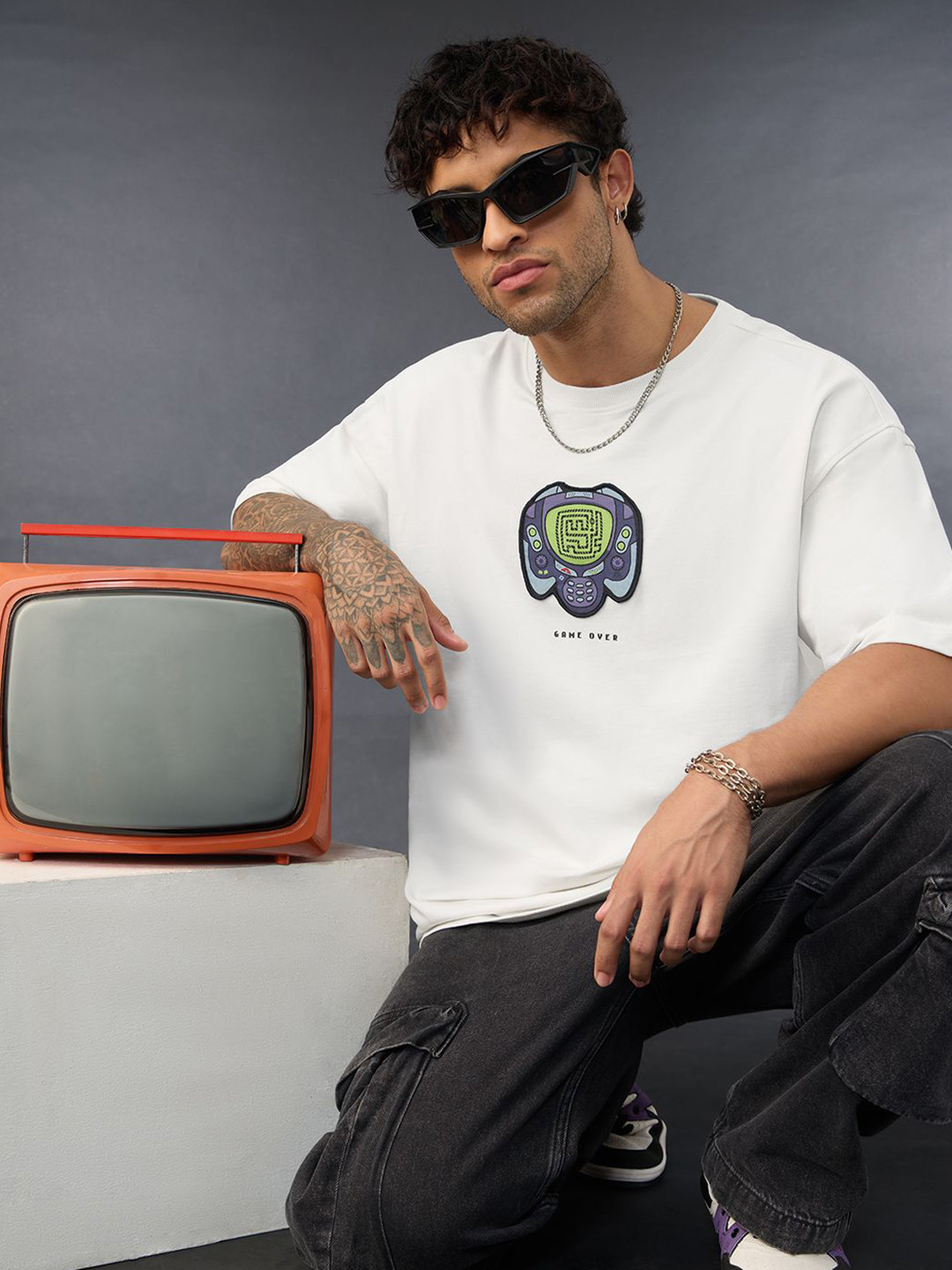 The Souled Store Snake Game Graphic Printed Pure Cotton Oversized Fit T-shirt