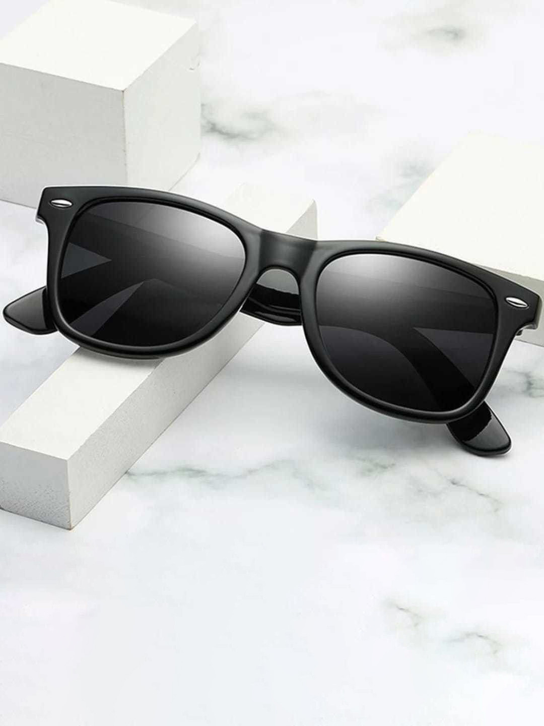 EYMEN I Unisex Aviator with Polarised and UV Protected Sunglasses Polarized Black KRC 499