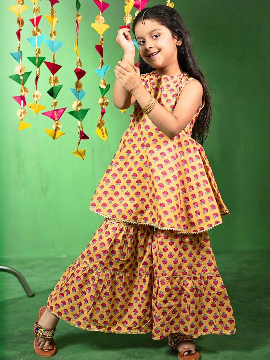 Puddle Fashion Girls Ethnic Motifs Printed Round Neck Pure Cotton Kurta with Sharara