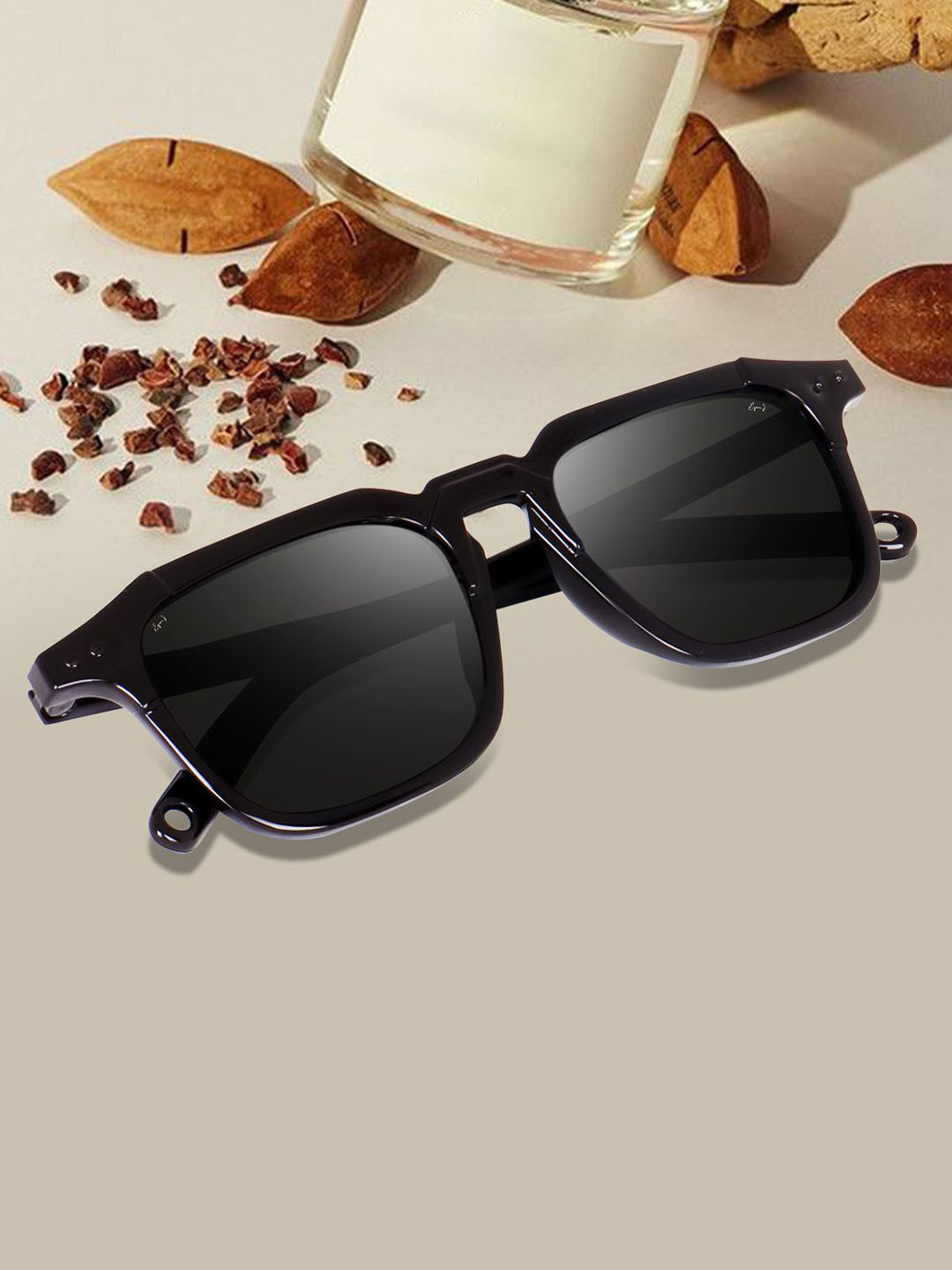 EYMEN I Unisex Square Sunglasses with Polarised and UV Protected Barlin Black 285