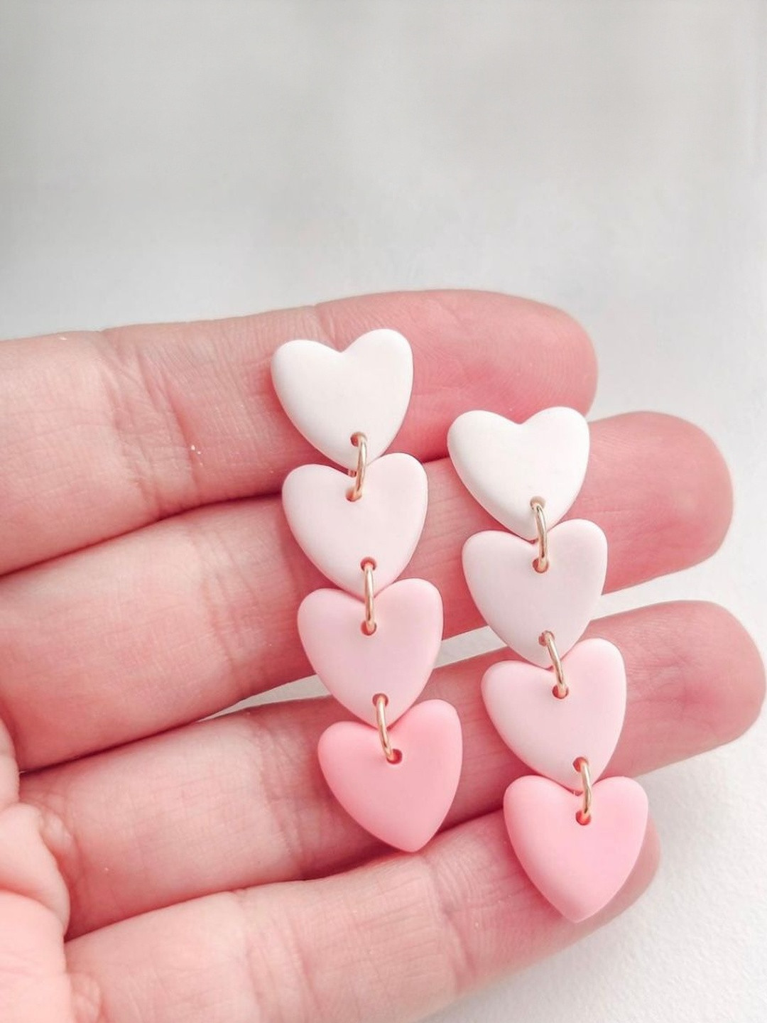 VMA PLAY FASHION Gold-Plated Heart Shaped Drop Earrings